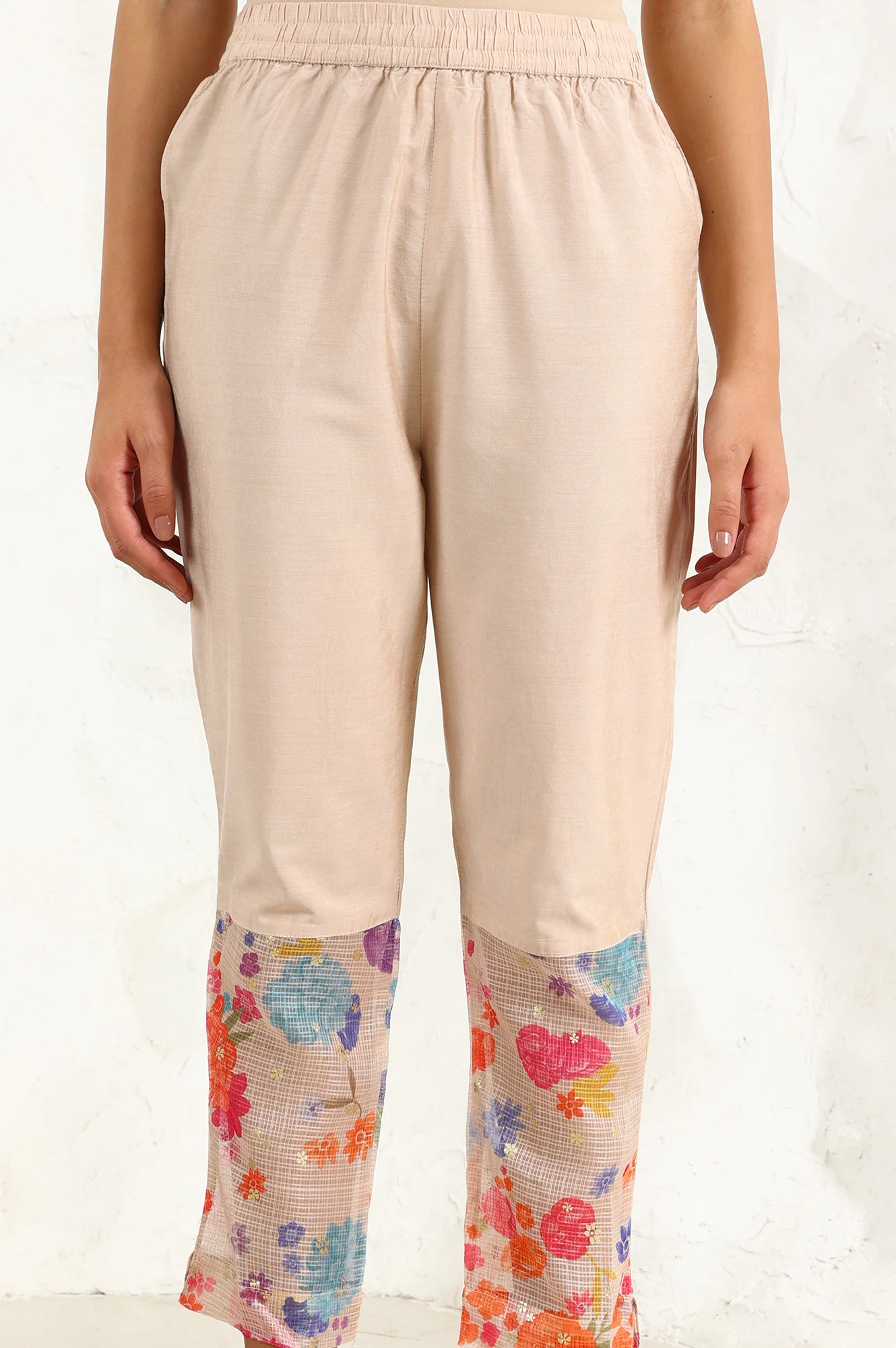 Cream Floral Printed Sequined Kota Flared Kurta, Pants And Dupatta Set - Image 8