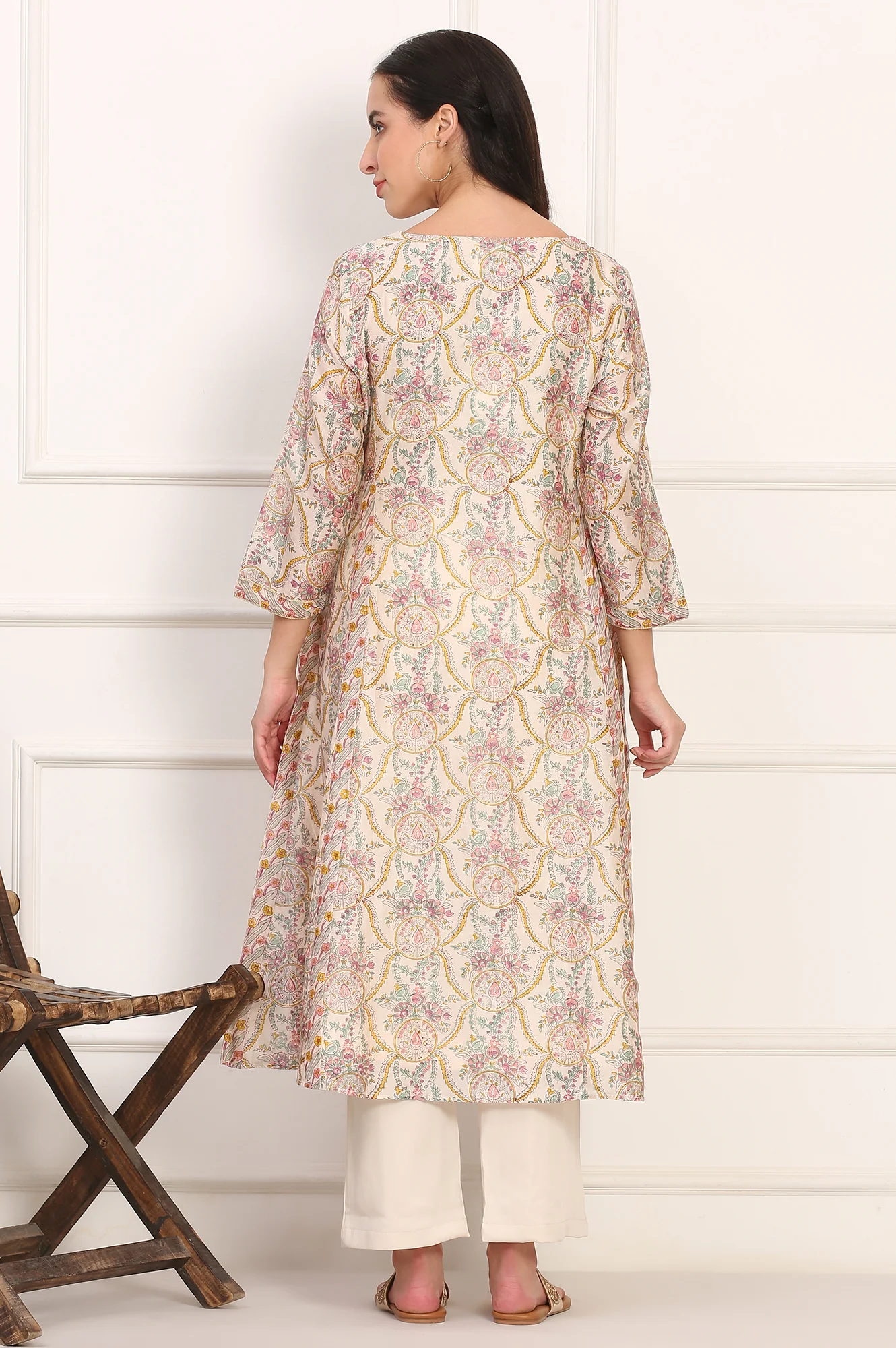 Cream Hand Block Floral Printed Metallic Embroidery Cotton Silk Kurta - Image 6