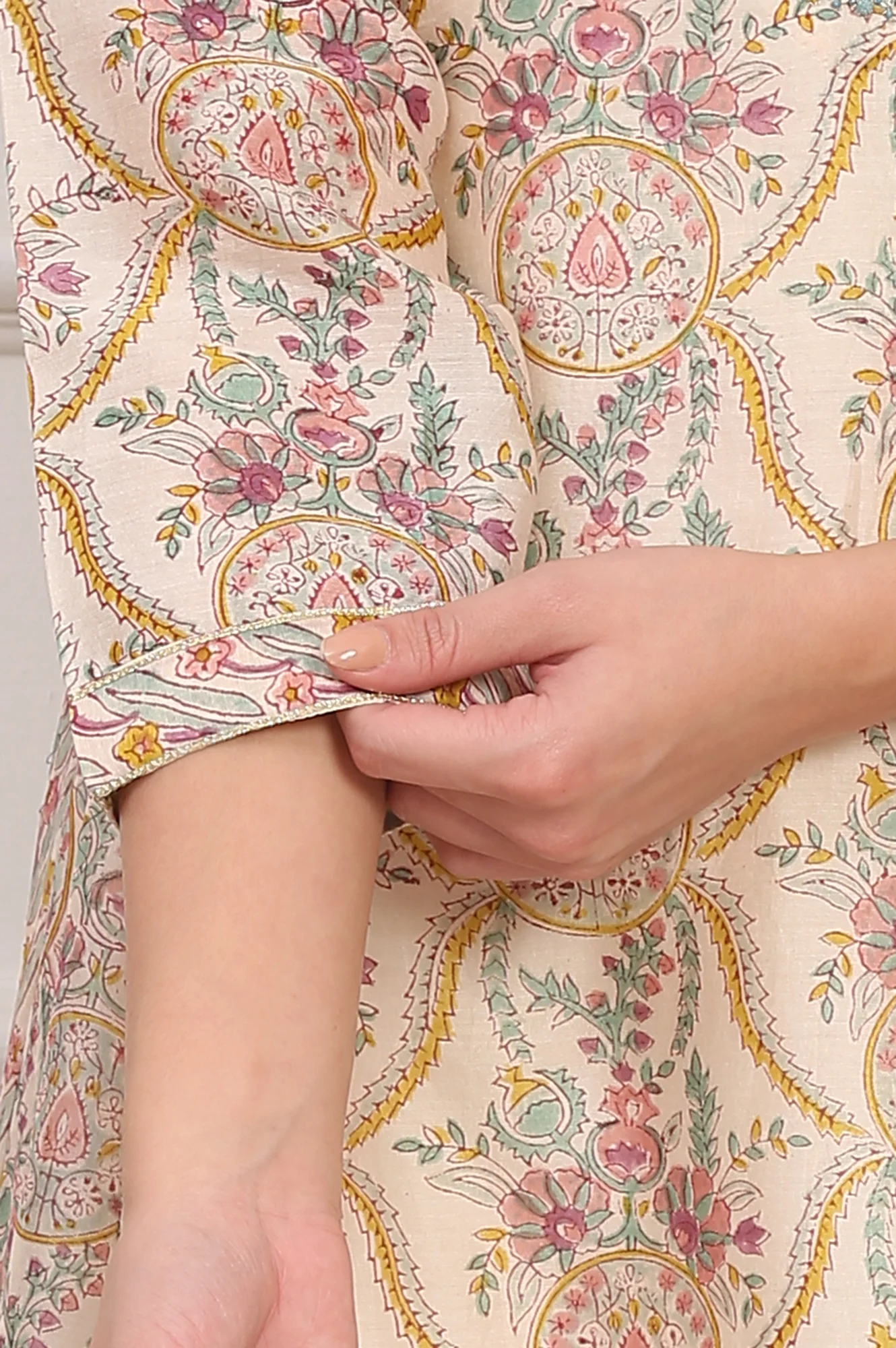 Cream Hand Block Floral Printed Metallic Embroidery Cotton Silk Kurta - Image 8