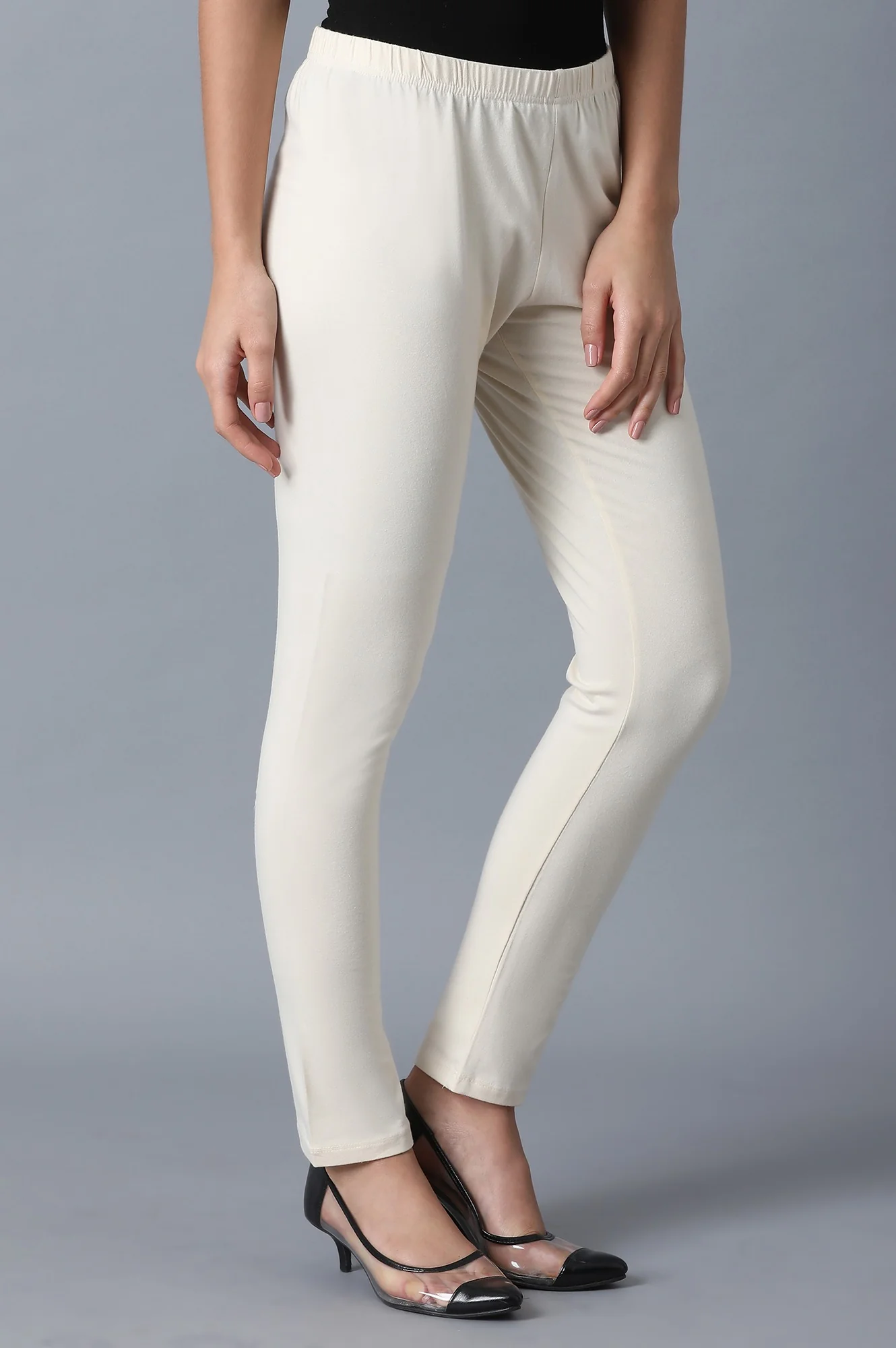 Cream Leggings - Image 4