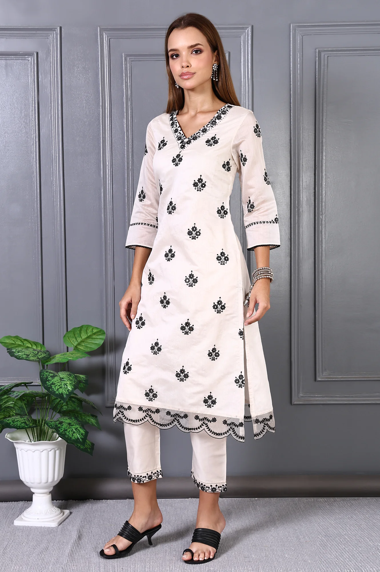 Cream Mirror Embroidered Chanderi Straight Kurta, Pants and Dupatta Set - Image 4