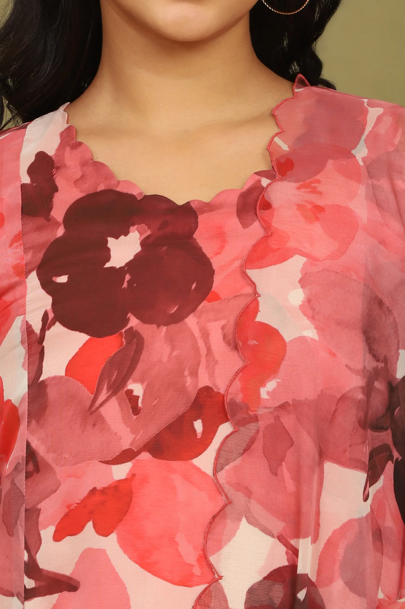 Crimson Red Bold Floral Printed Organza Sleeveless Flared Kurta, Pants and Dupatta Set - Image 6