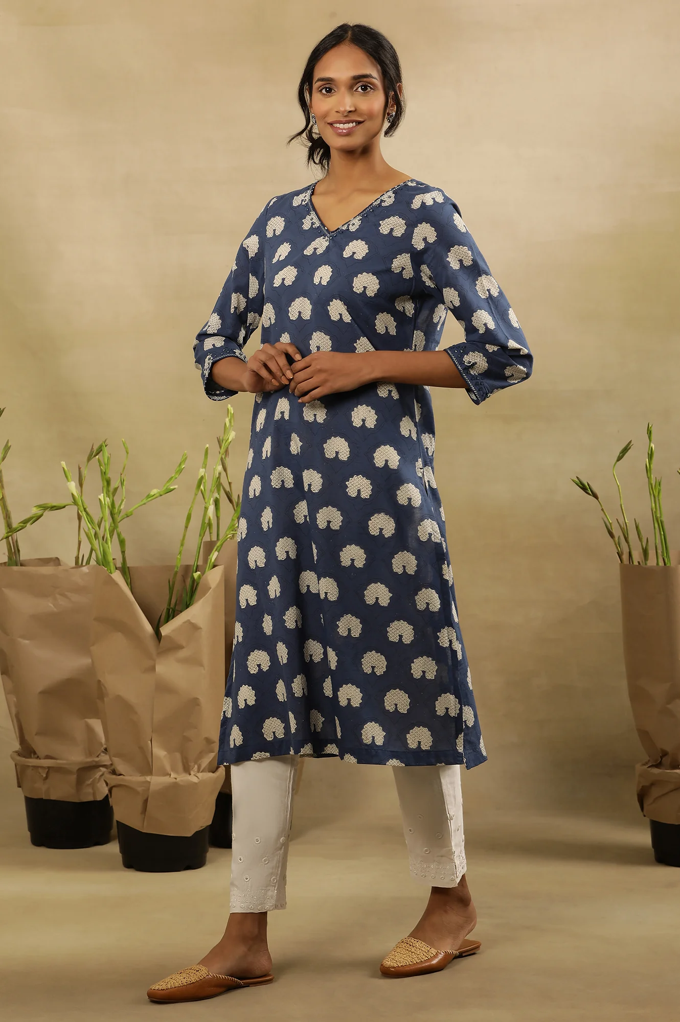 Dark Blue Dabu Block Printed V-Neck Kurta - Image 2