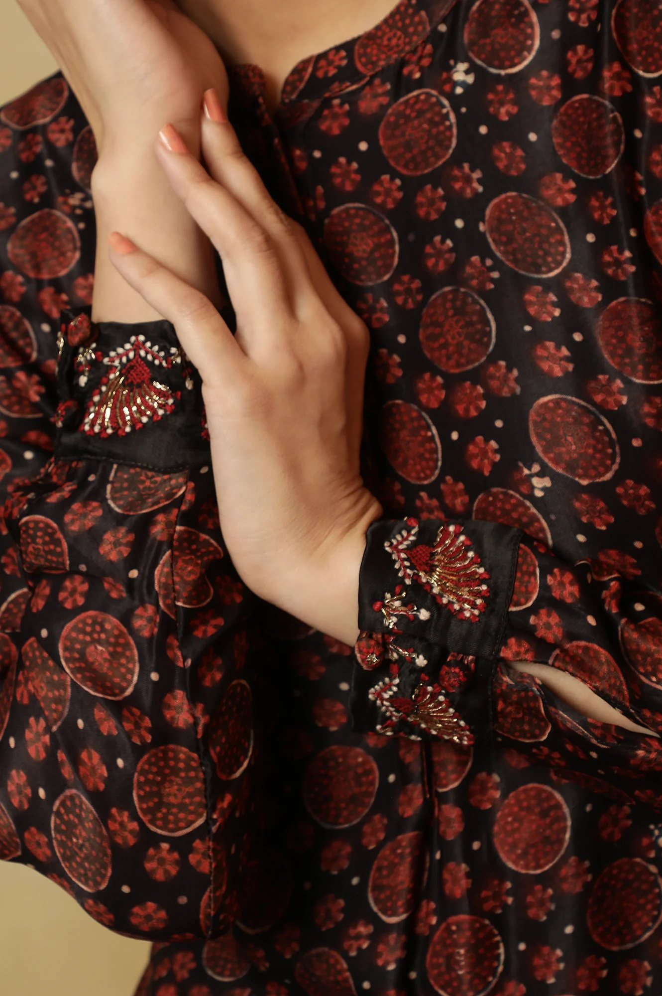 Dark Brown Bi-Coloured Ajrakh Print Kurta In Satin - Image 8