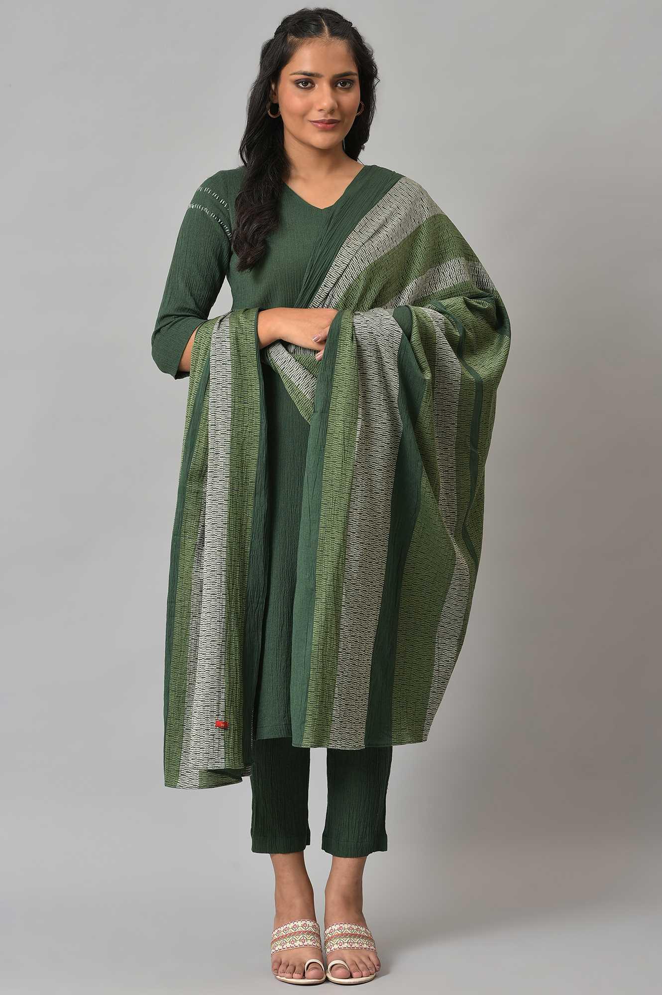 Dark Green 2-Tone Cotton kurta With Slim Pants And Dupatta - Image 9