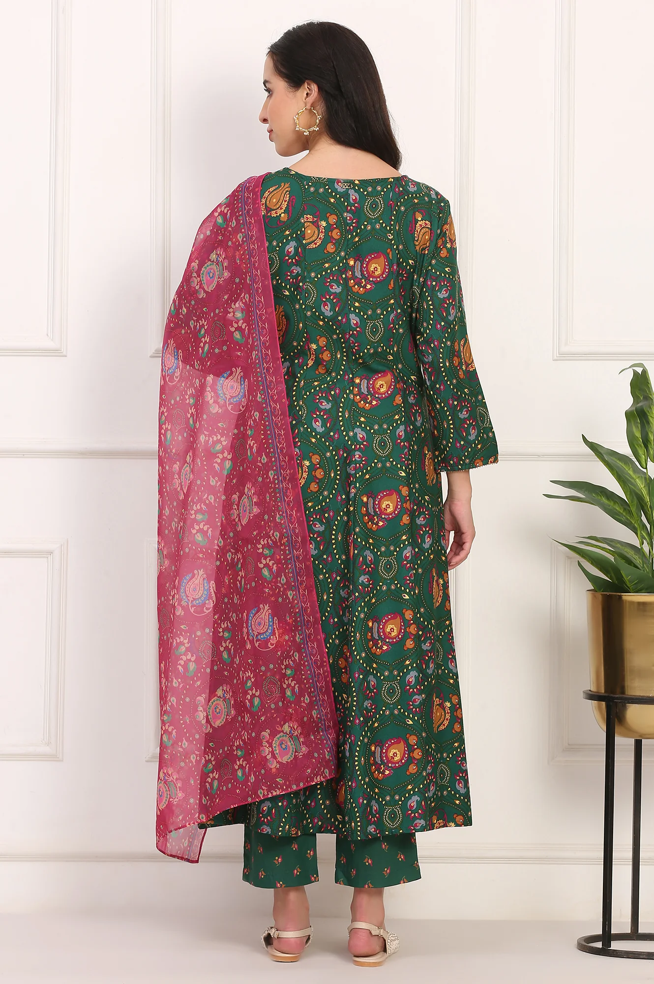 Dark Green Floral Printed Flared Chanderi Kurta, Straight Pant and Dupatta Co-ord Set - Image 5