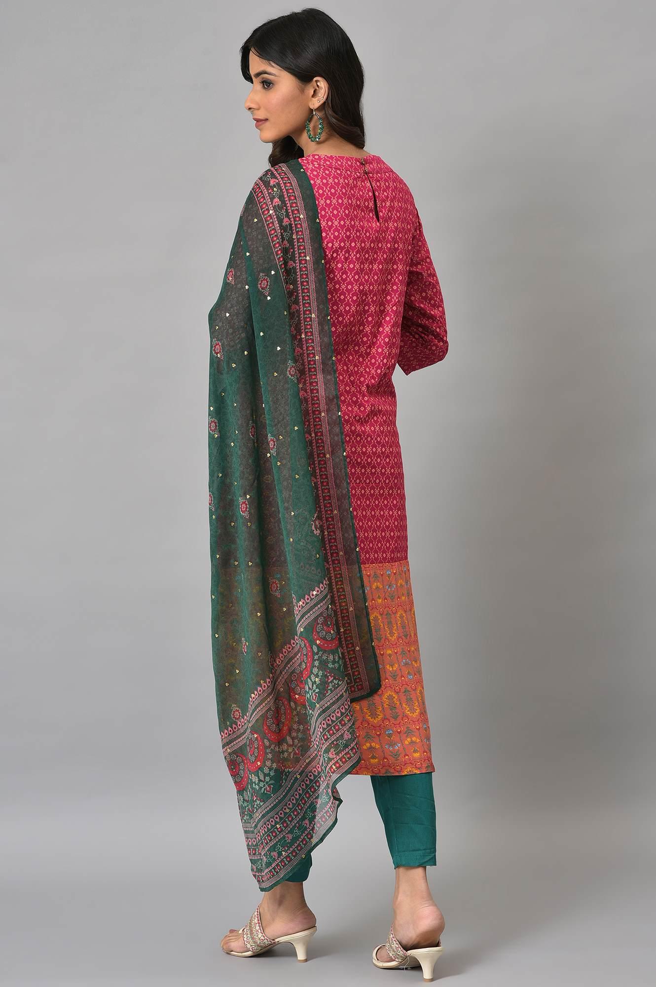 Dark Pink Boat Neck Embroidered kurta With Green Slim Pants And Printed Dupatta - Image 2