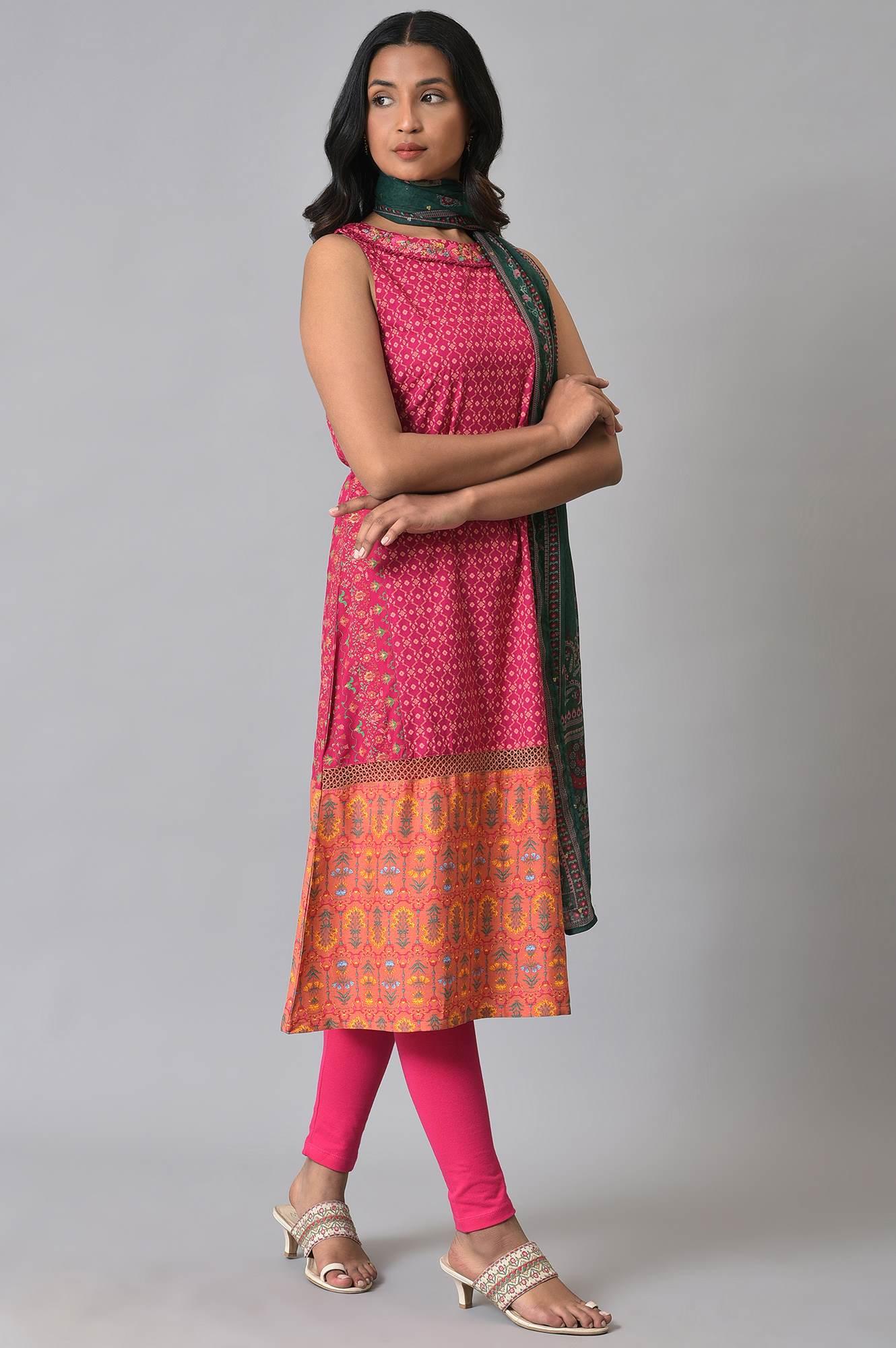 Dark Pink Embroidered kurta With Pink Tights And Green Chiffon Dupataa - Image 4