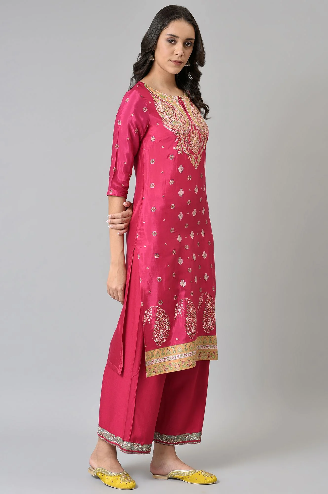 Dark Pink Glitter Placement Print kurta - Image 4