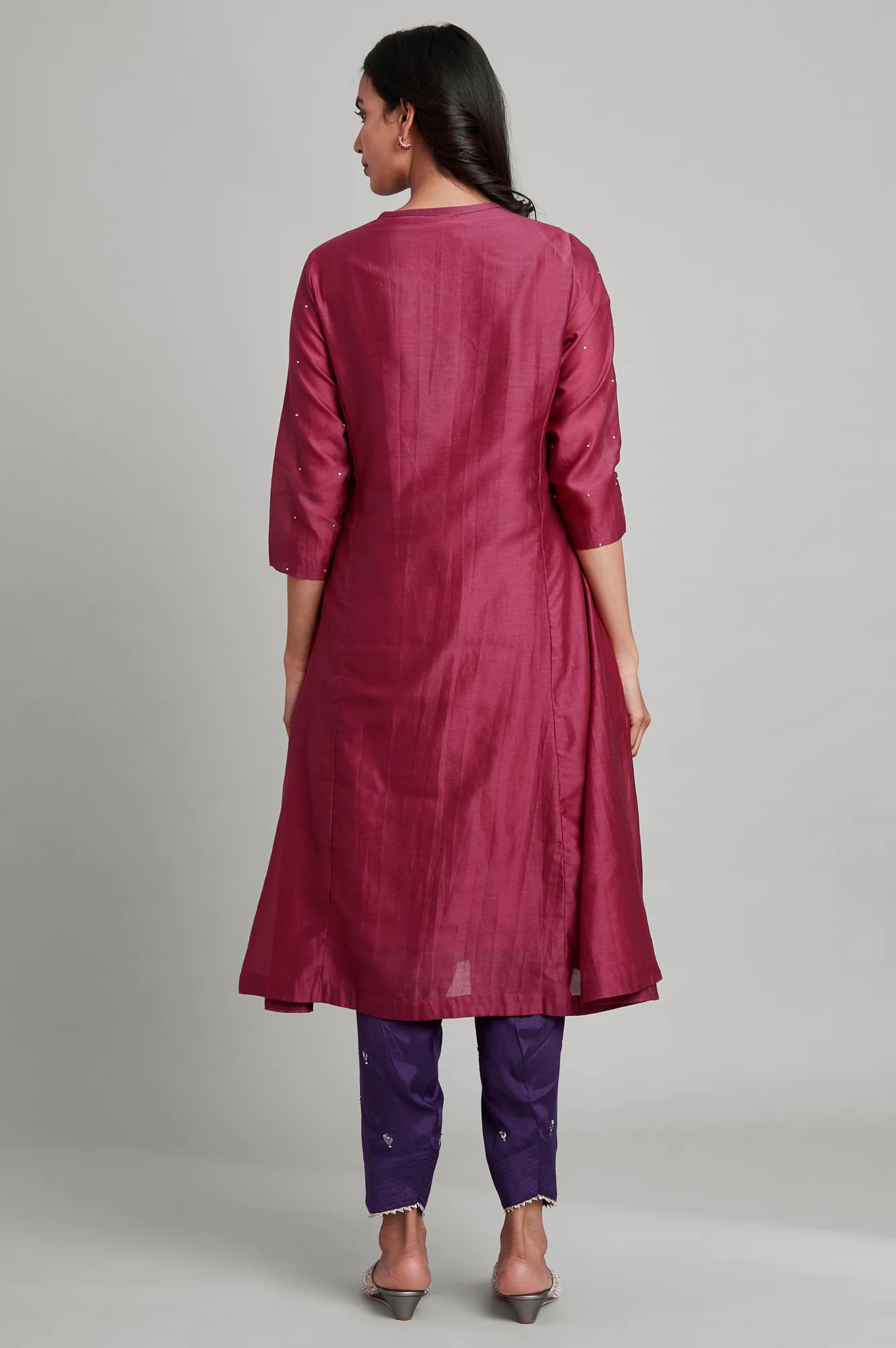 Dark Pink Mandarin Neck Panelled kurta - Image 2