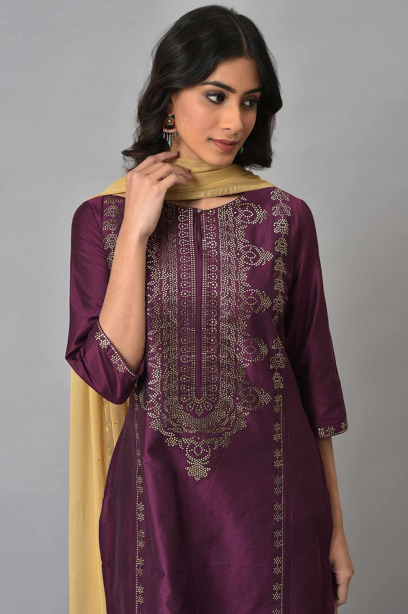Dark Pink Mukaish Placement Print kurta With Golden Pants And Dupatta - Image 5