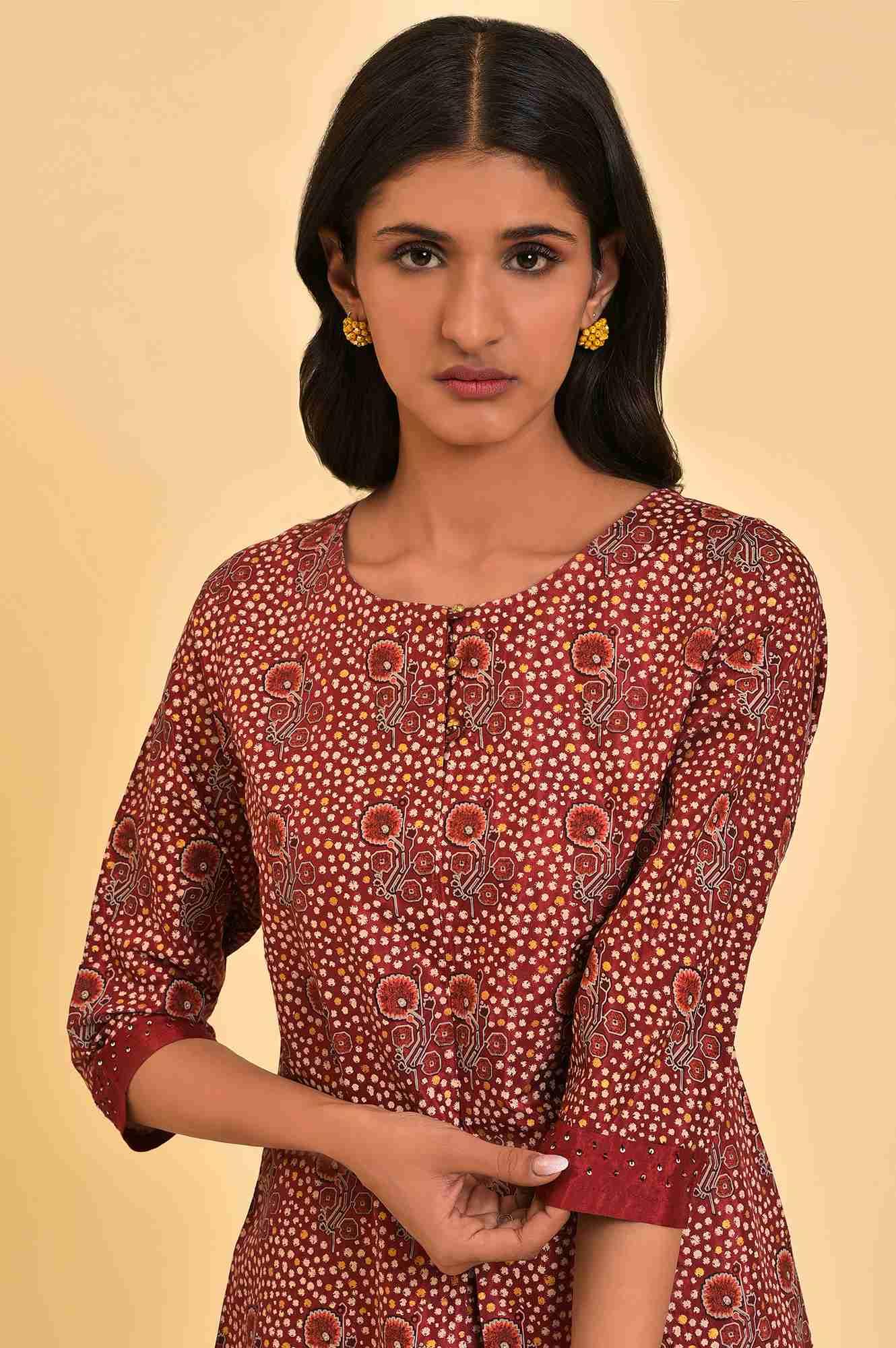 Dark Red Printed kurta With Front Pleat - Image 10