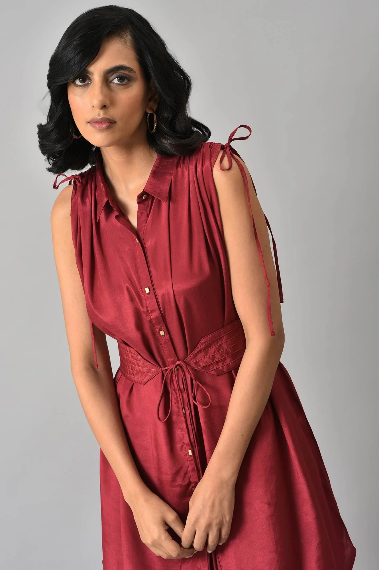 Dark Red Solid Shantung kurta with Parallel Pants Co-ord Set - Image 5