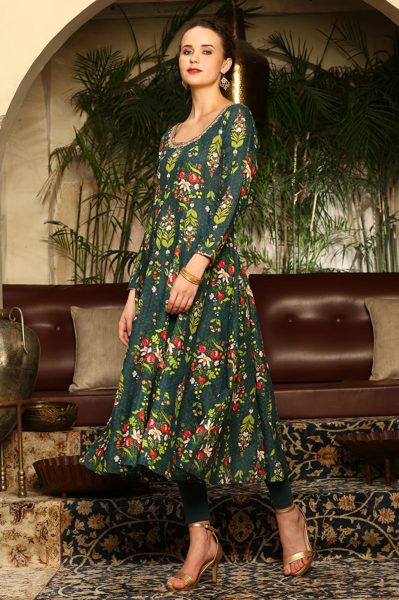 Deep Green Floral Printed Shantung Anarkali Kurta, Tights And Organza Dupatta - Image 4