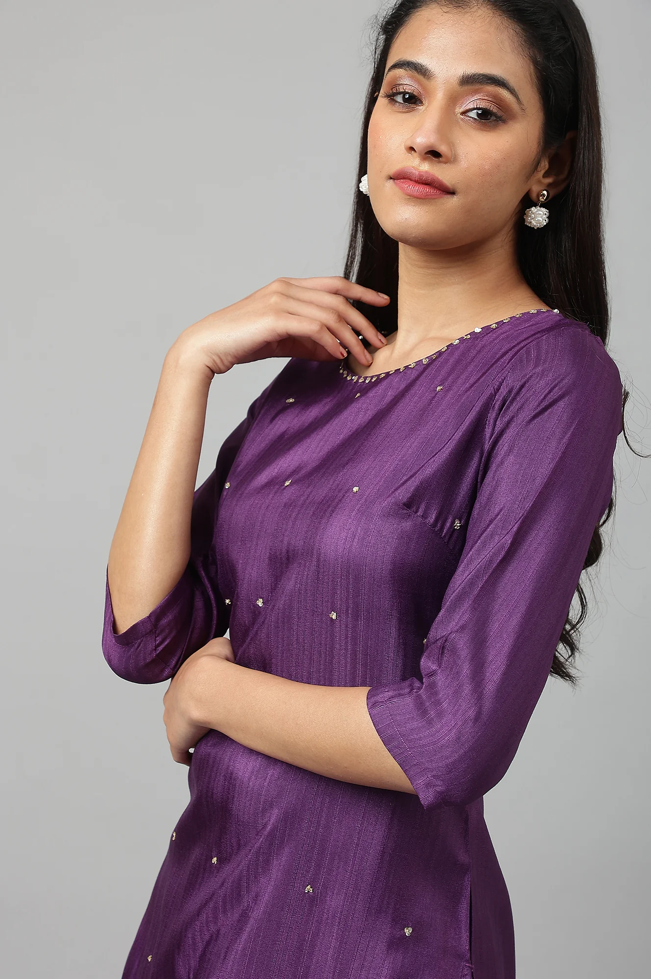 Deep Purple Solid Sequinned Viscose Straight Kurta - Image 9