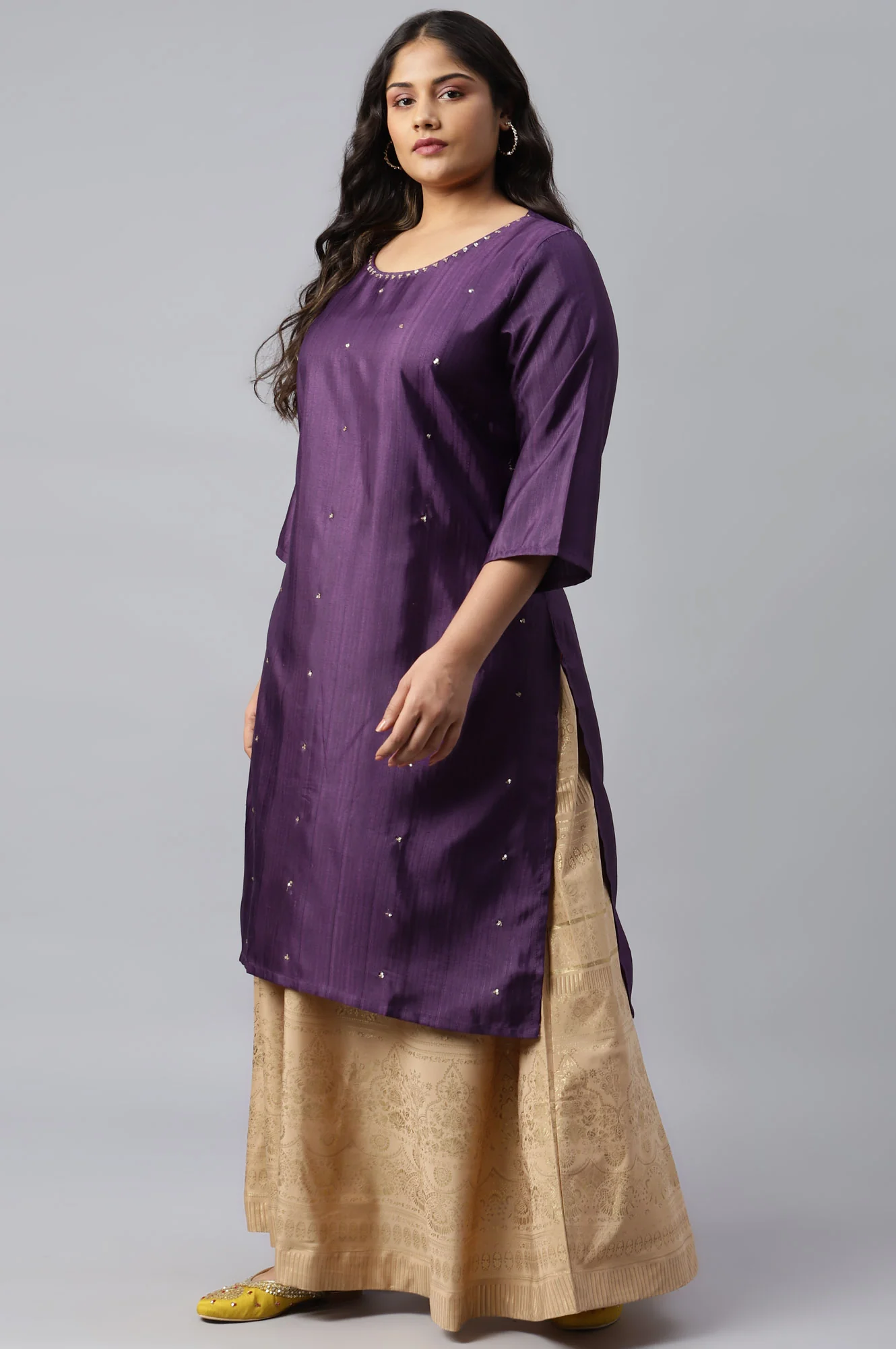 Deep Purple Solid Straight Plus Size kurta With Sequins - Image 3