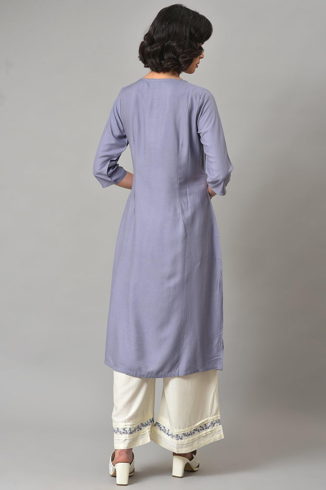 Dusk Purple Floral Printed kurta With Embroidered Ecru Pants And Dupatta - Image 2