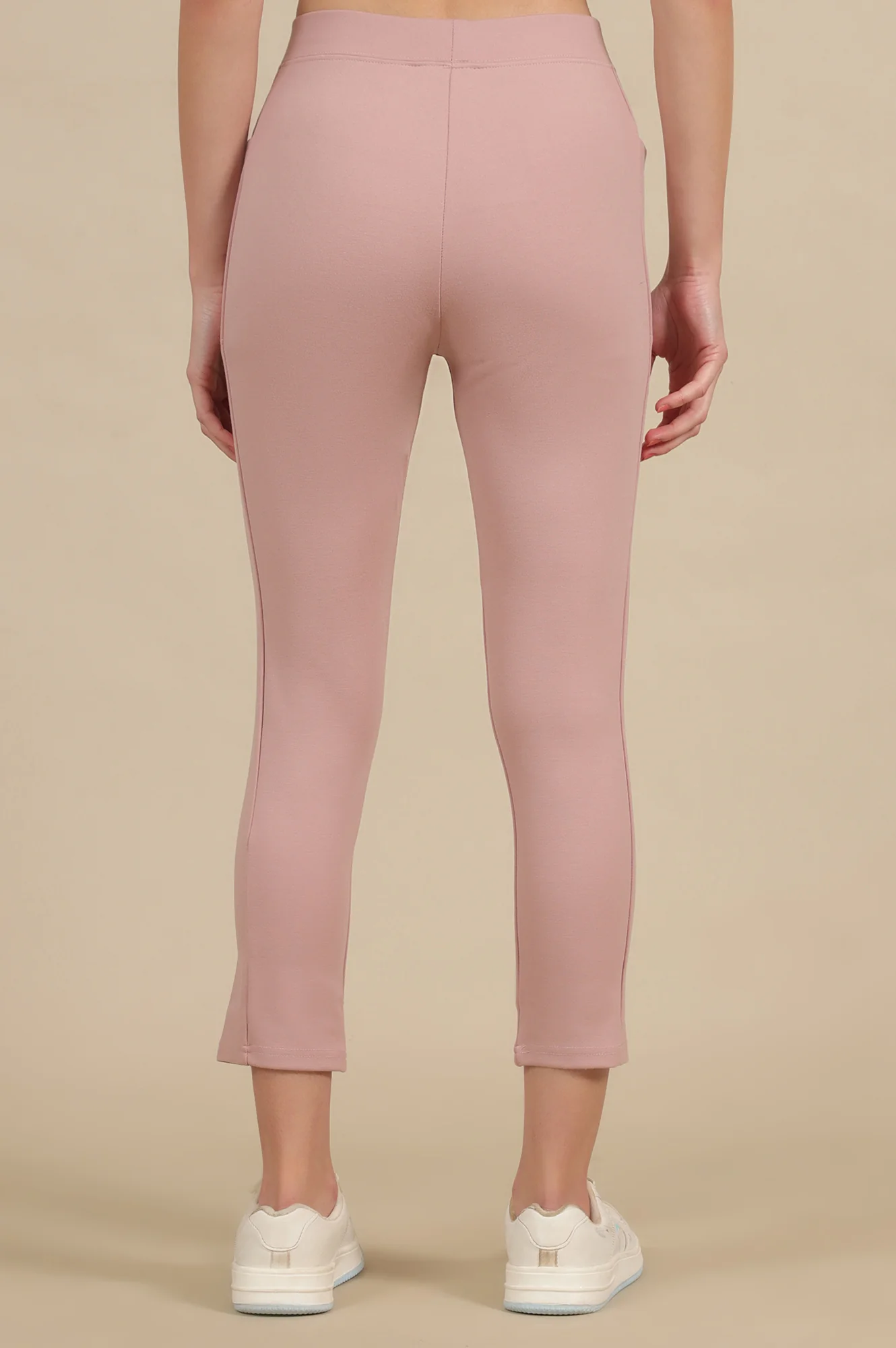Elleven Women's Pink Solid Skinny Fit Yoga Tights With Elasticated Waistband - Image 3