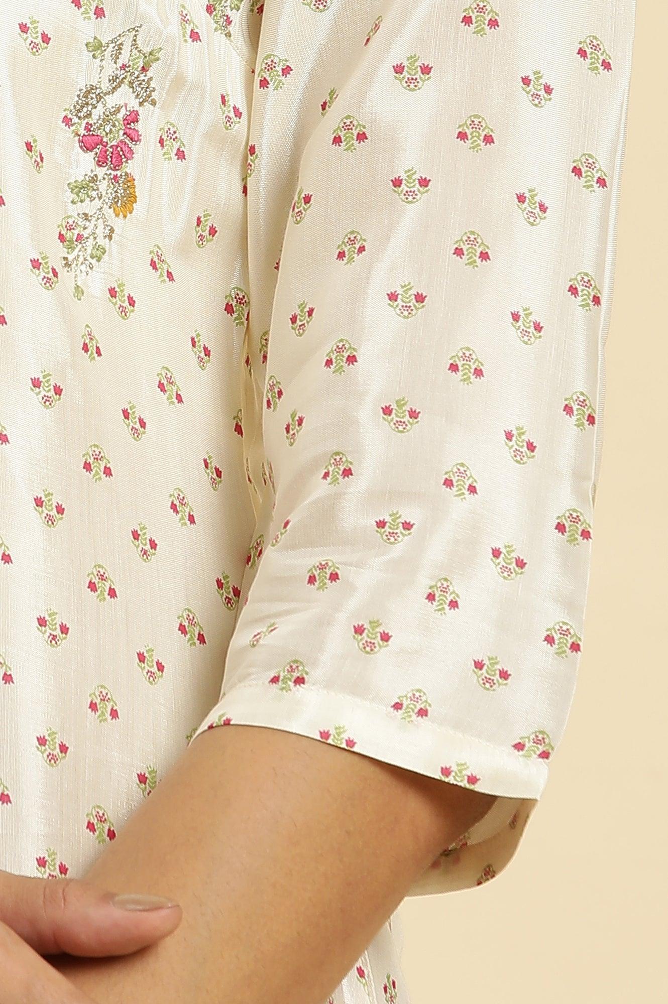 Ecru A-Line Embroidered Festive Kurta - Image 7