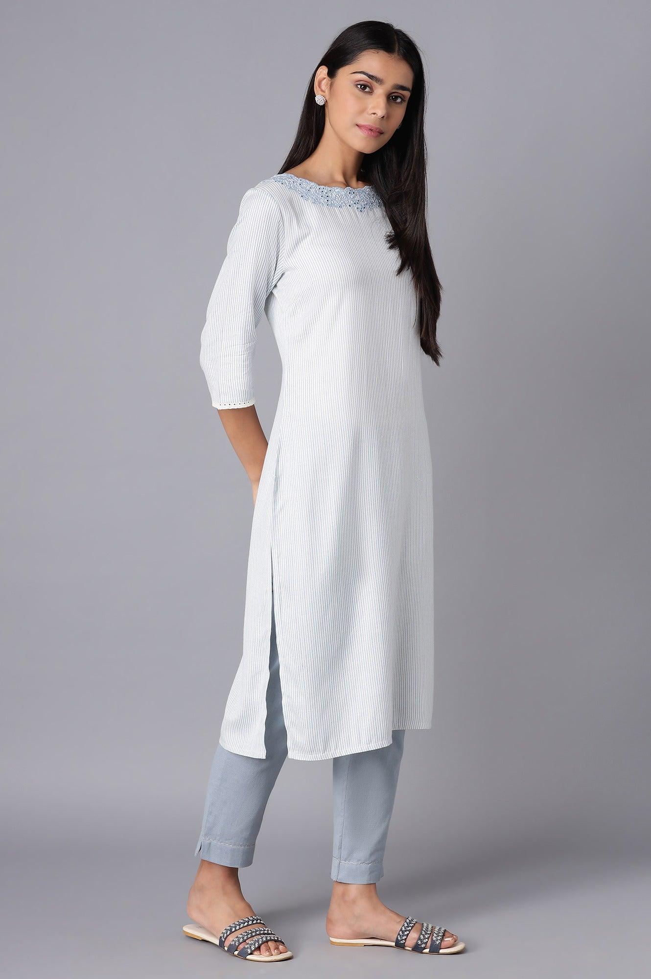 Ecru and Light Blue Stripe Print kurta - Image 4