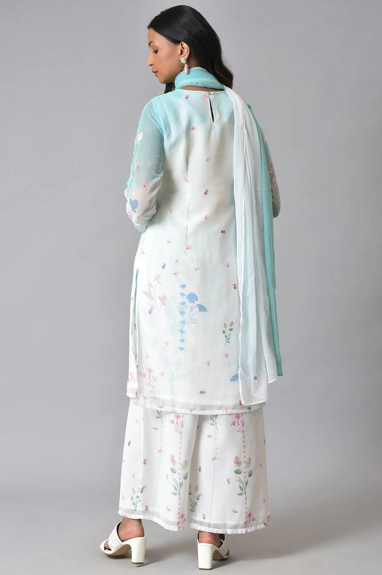 Ecru & Blue Floral Georgette kurta With Parallel Pants And Dupatta - Image 2