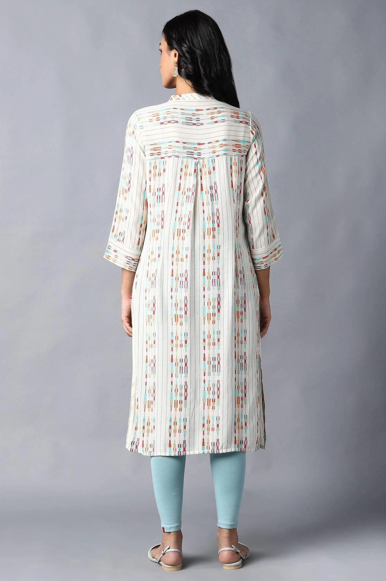 Ecru Dobby kurta With Multicolour Print - Image 2