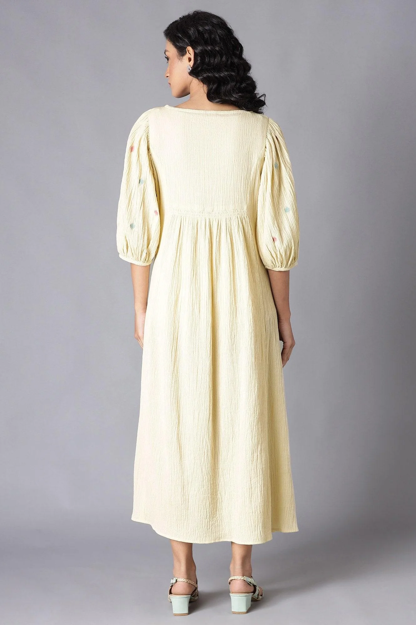Ecru Flared Cotton Dress With Gathered Sleeves - Image 2
