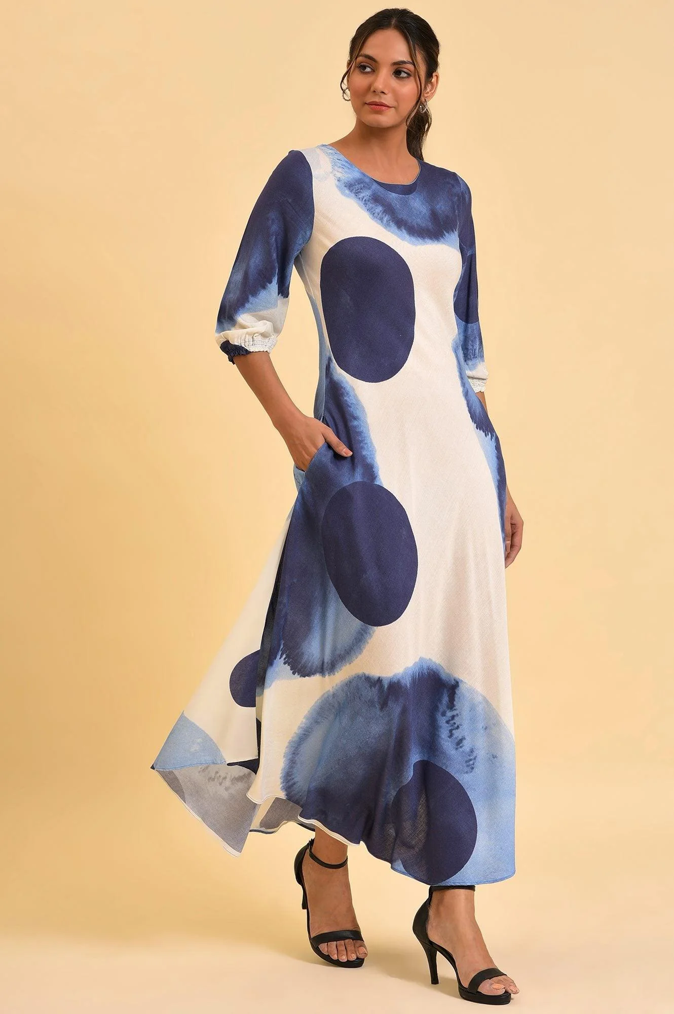 Ecru Flared Dress With Bold Blue Prints - Image 4