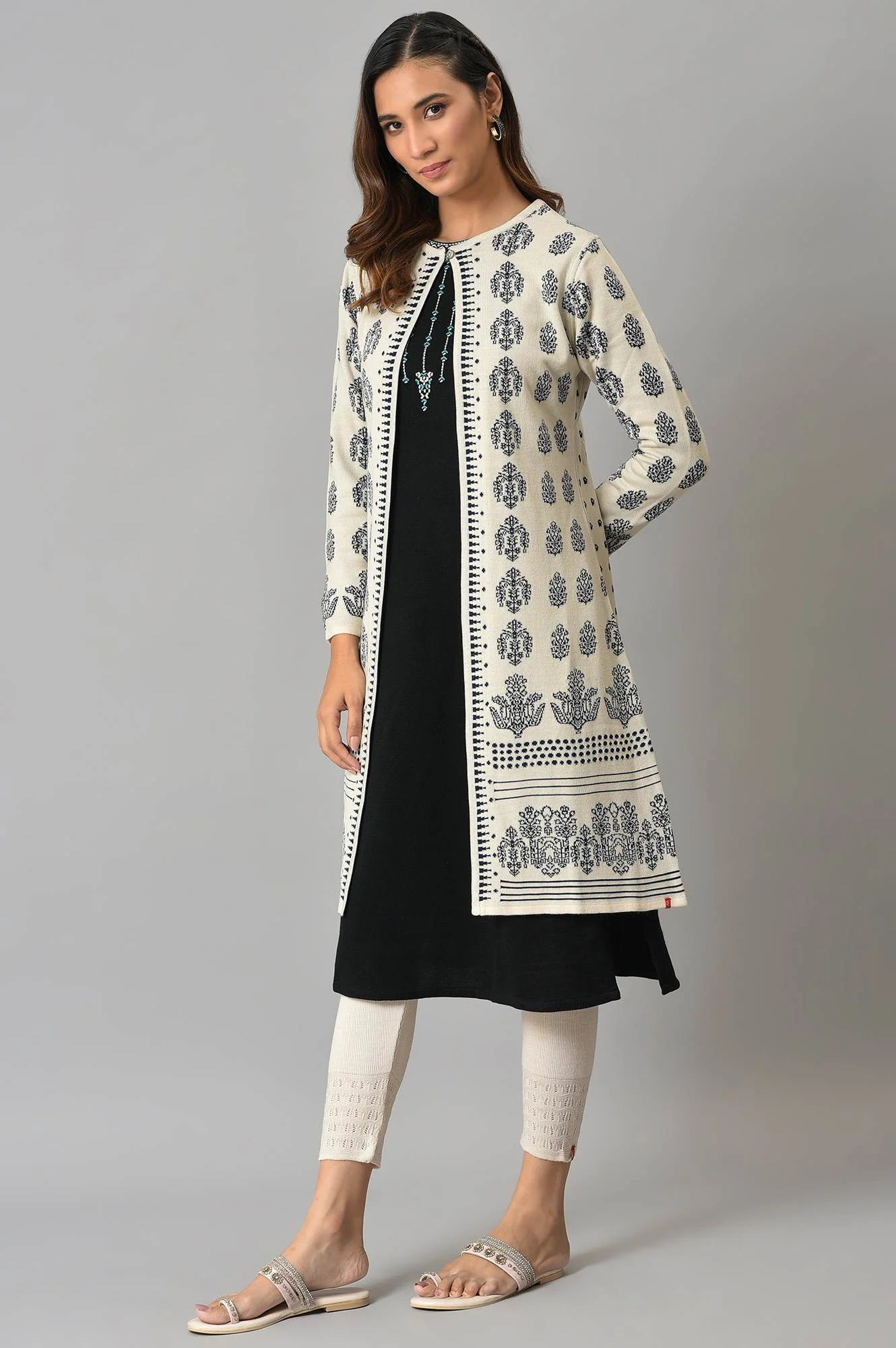 Ecru Floral Printed Reversible Cardigan - Image 3