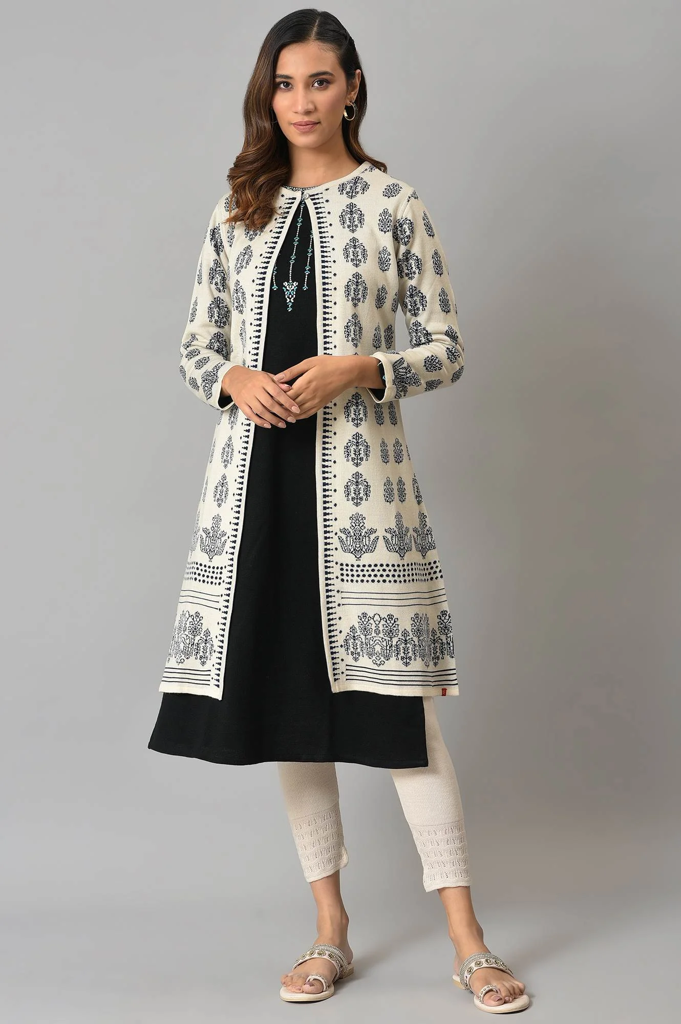 Ecru Floral Printed Reversible Cardigan - Image 5