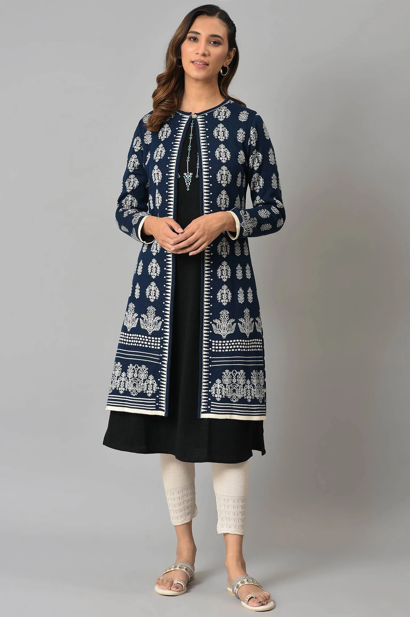 Ecru Floral Printed Reversible Cardigan - Image 6