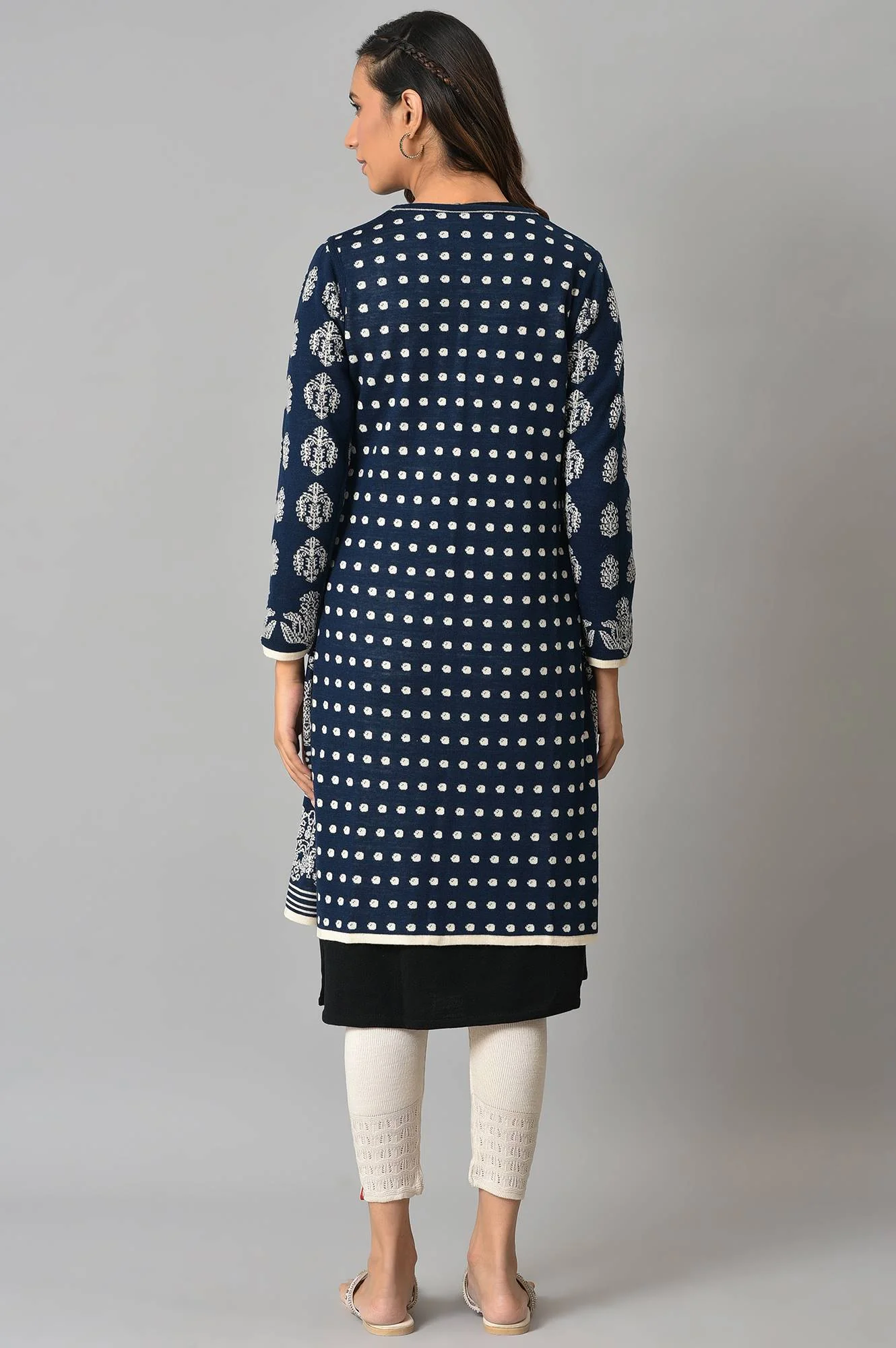 Ecru Floral Printed Reversible Cardigan - Image 7
