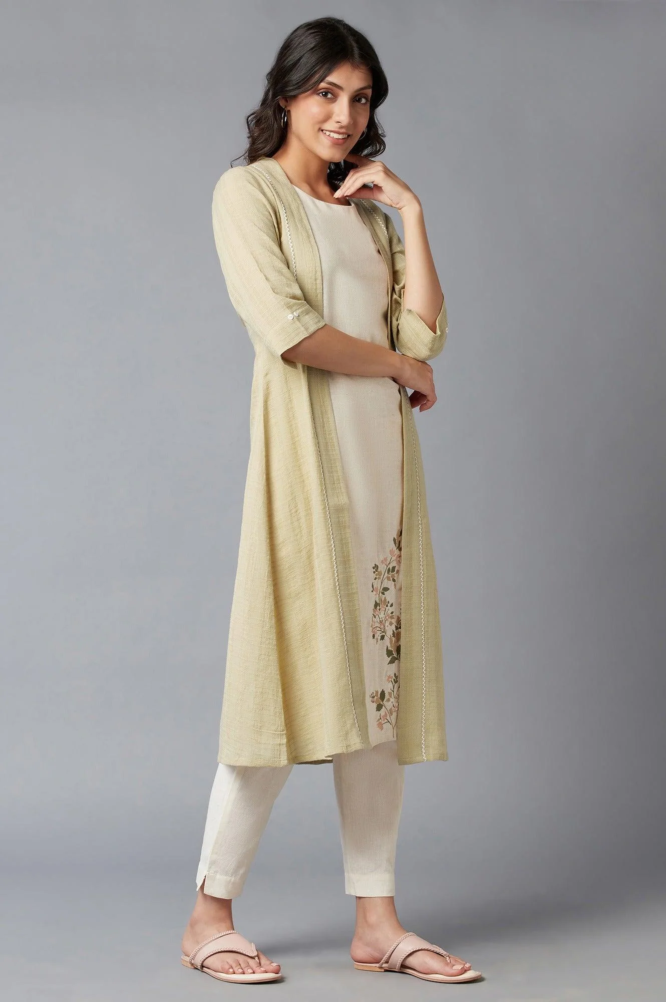 Ecru kurta With Wheat Yellow Jacket - Image 4