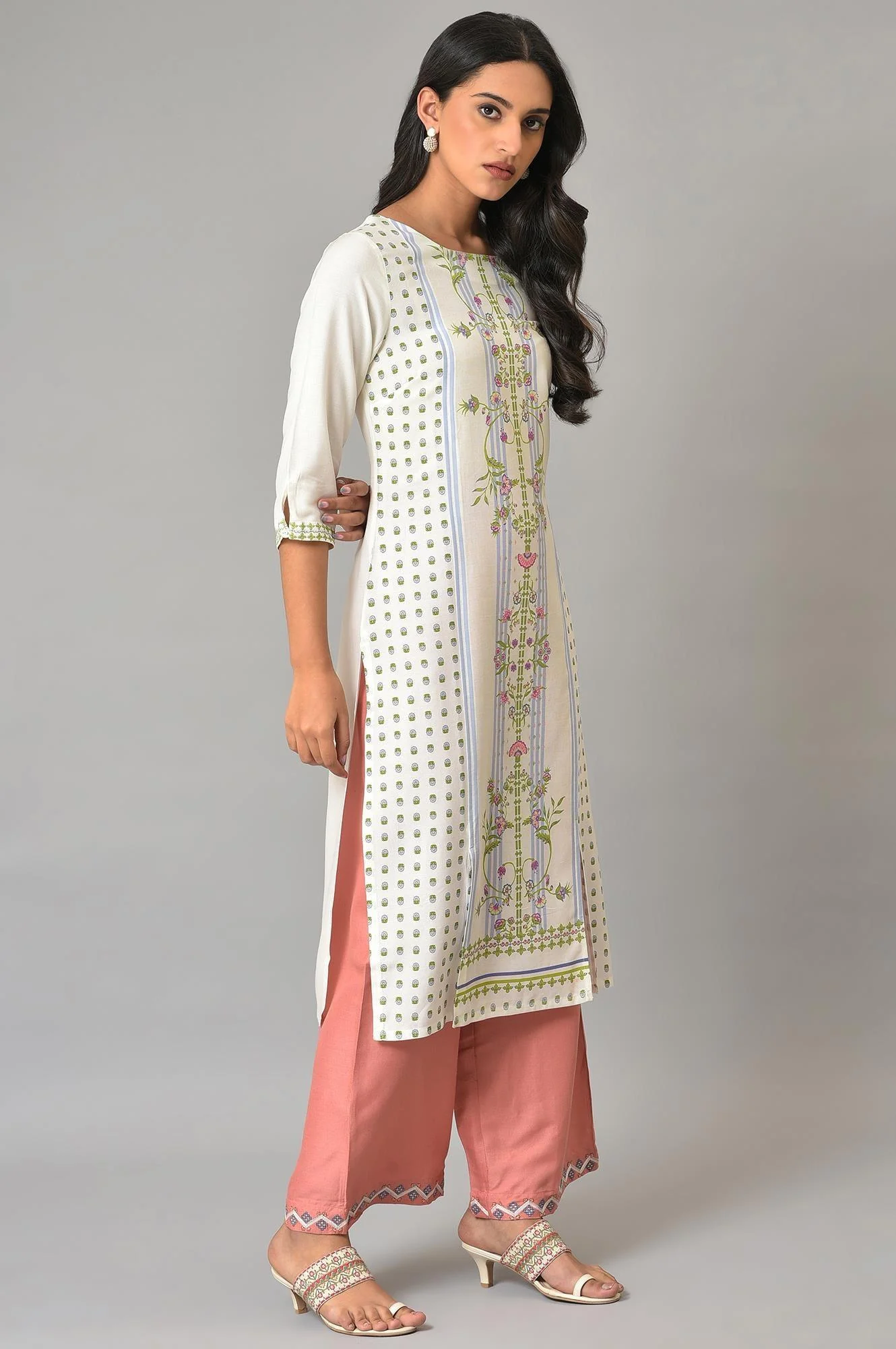 Ecru Placement Floral Printed Summer kurta - Image 4