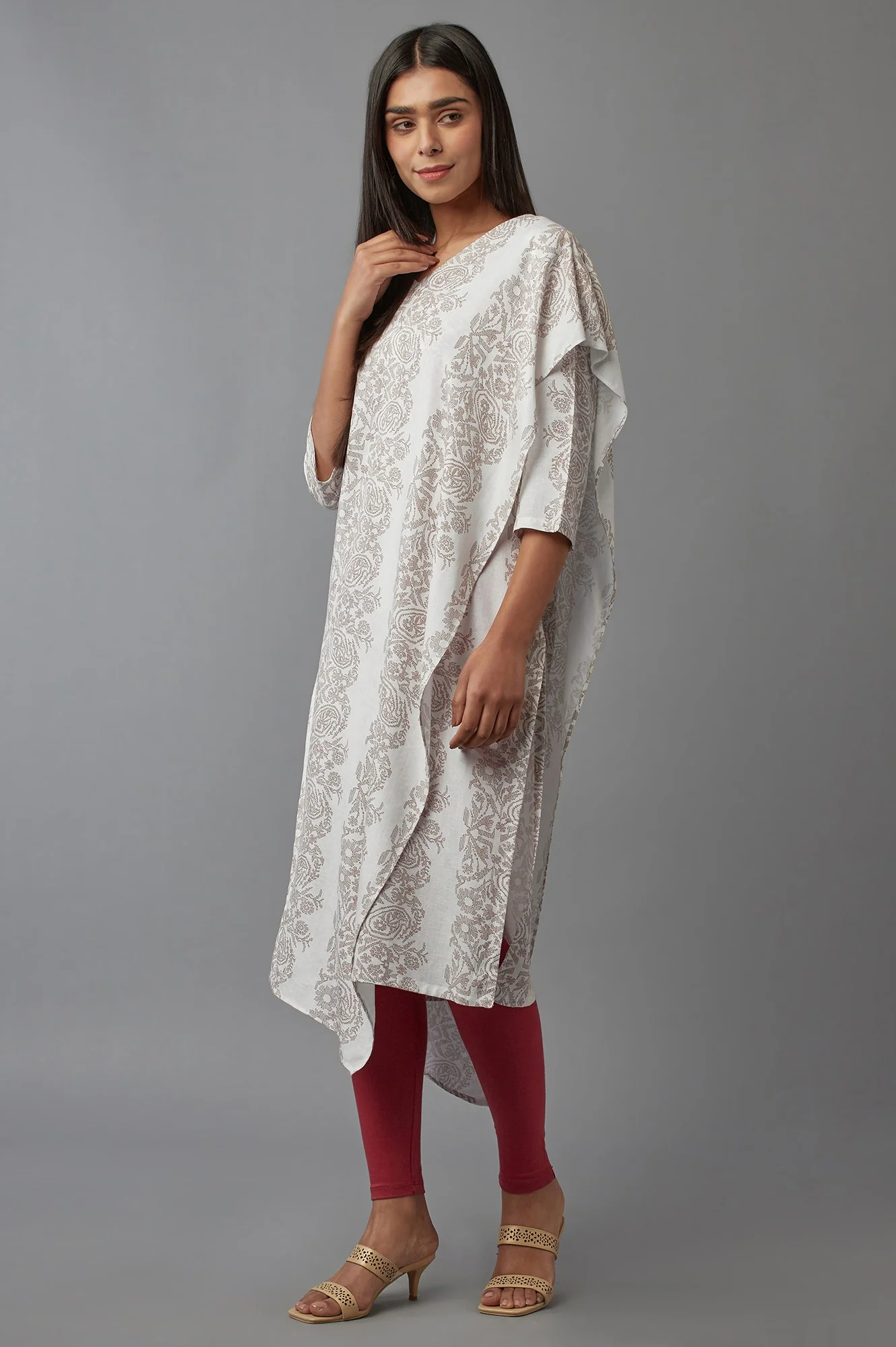 Ecru Saree draped kurta in V-neck - Image 3