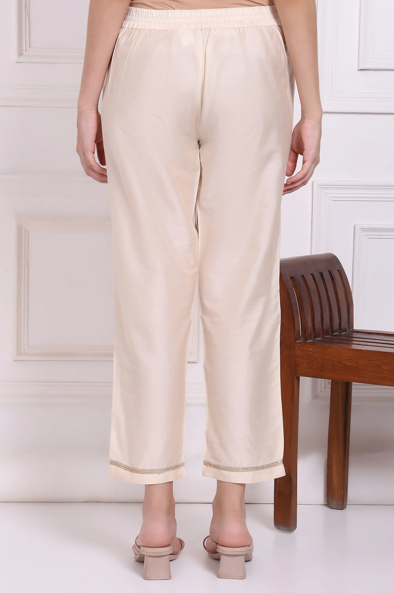 Ecru Solid Embroidered Hem Straight Pants - Image 4