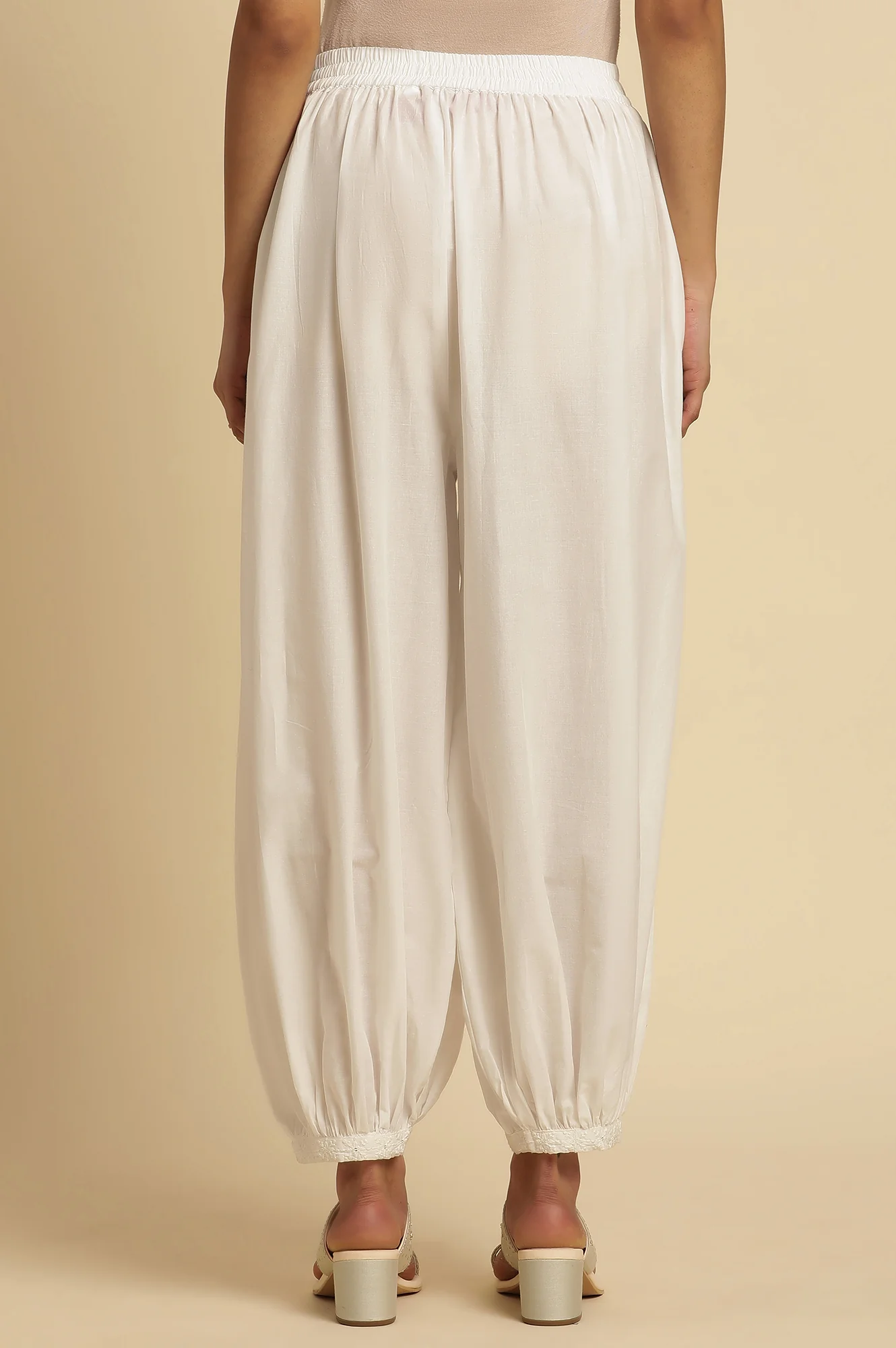 Ecru Solid Gathered Salwar Pants - Image 3