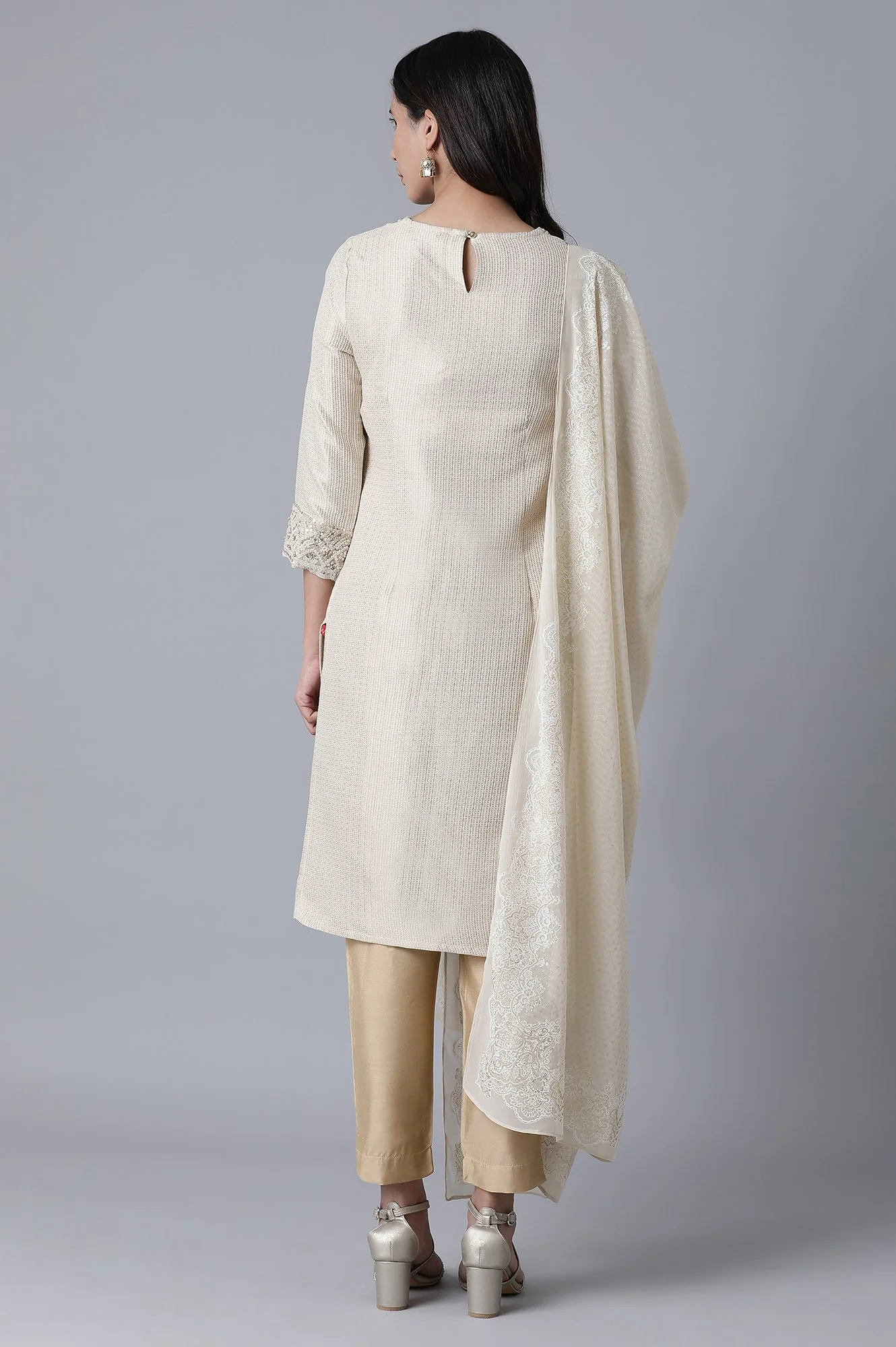 Off-White Zari Dobby Straight Kurta-Slim Pant Set With Dupatta - Image 2