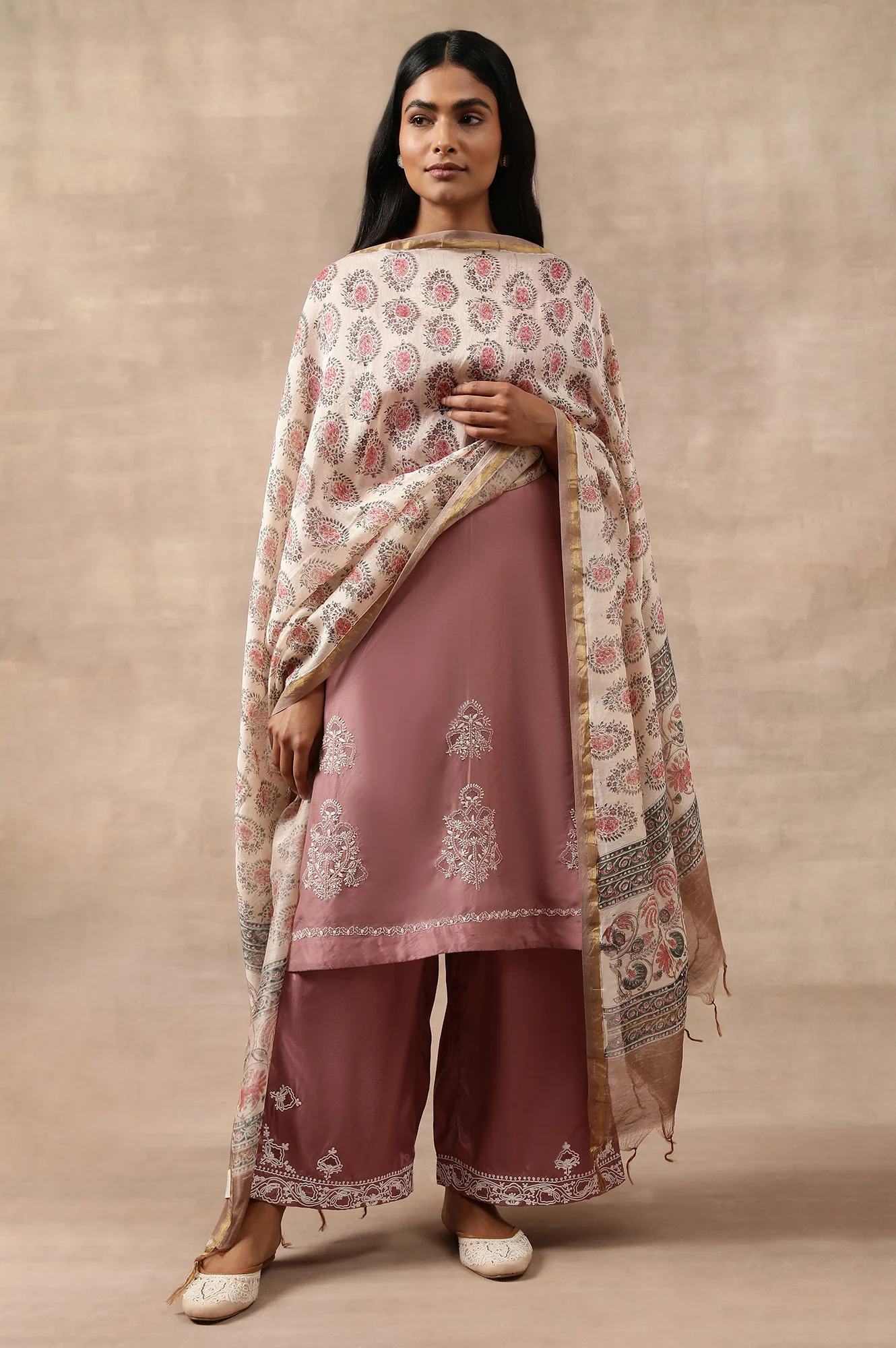 Elegant Cotton Silk Chikankari kurta - Image 5
