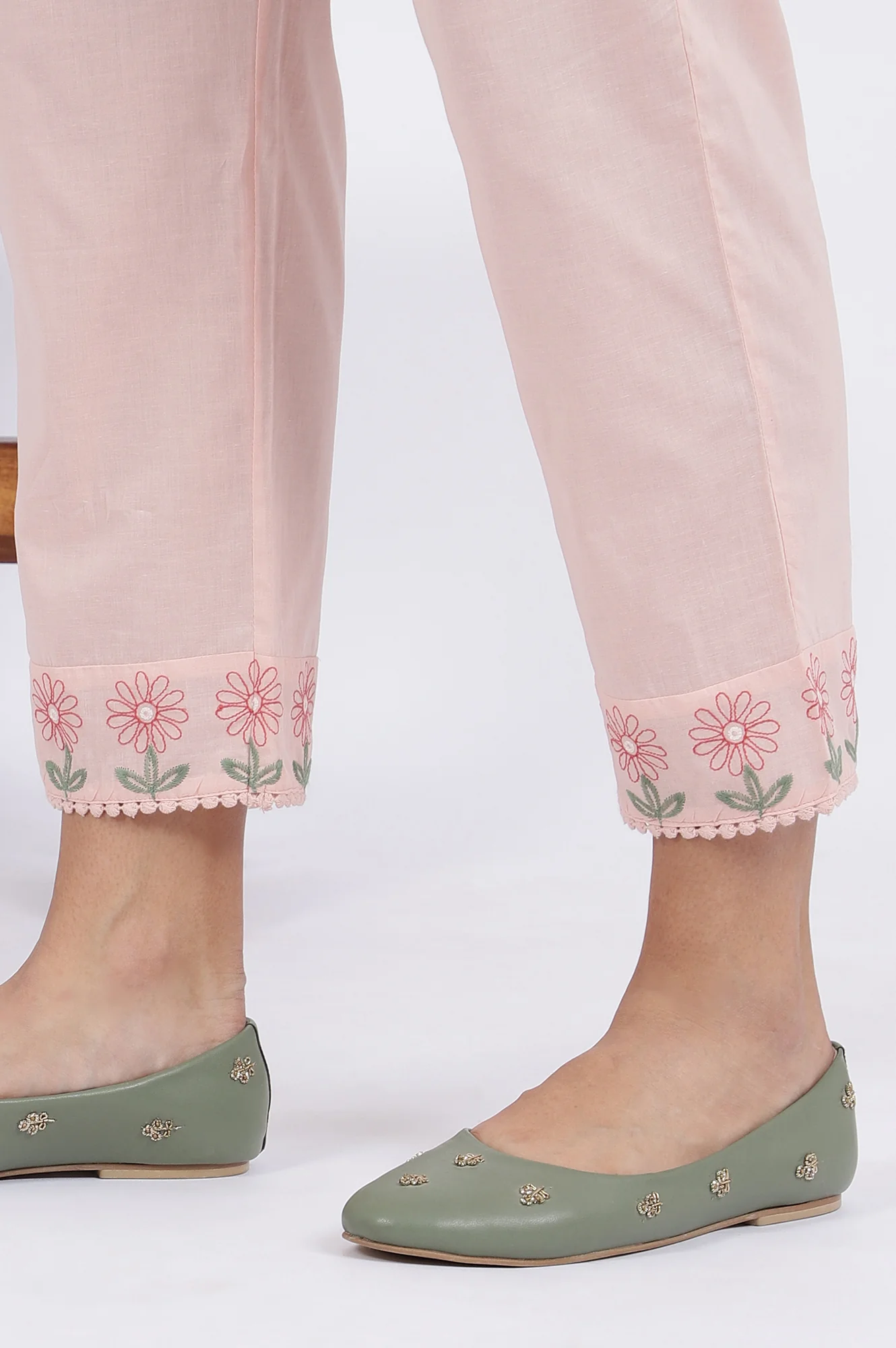 Pink Embroidered Lace Pure Cotton Straight Kurta & Straight Pant With Dupatta Set - Image 9