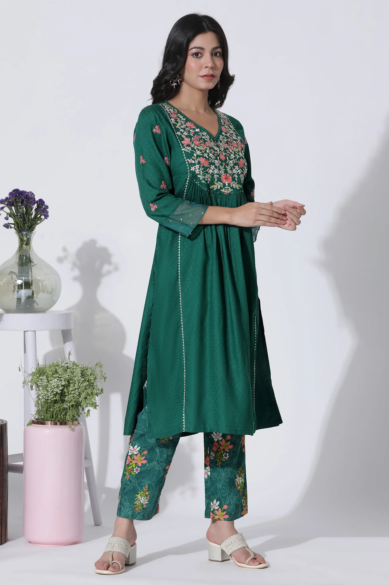 Emerald Green Panelled Embroidered Kurta, Pants And Printed Chanderi Dupatta - Image 5