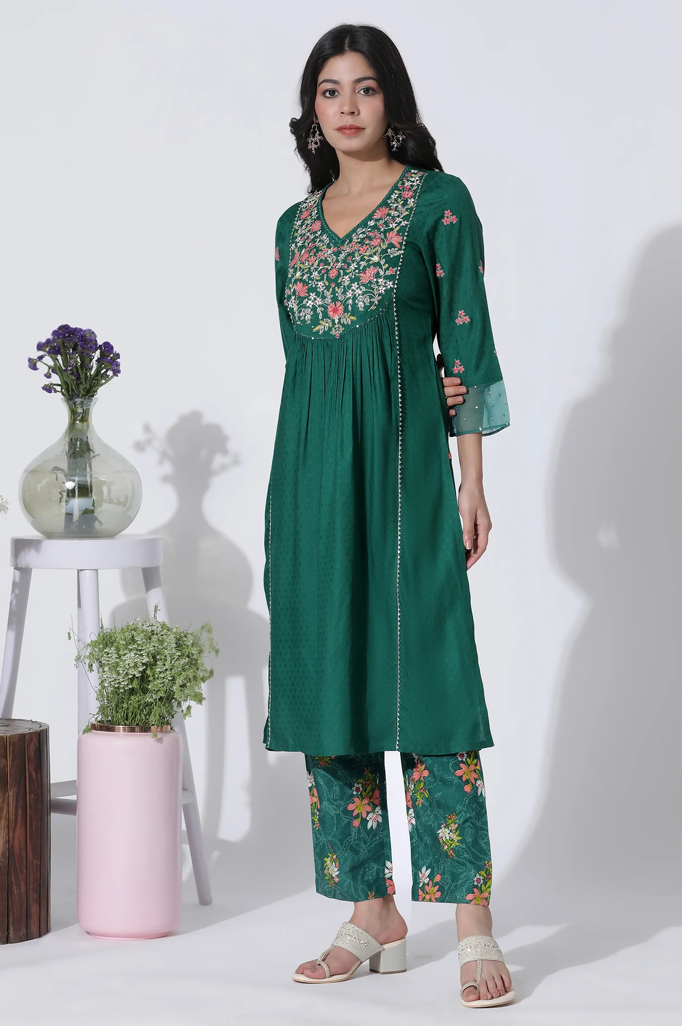 Emerald Green Panelled Embroidered Kurta, Pants And Printed Chanderi Dupatta - Image 3