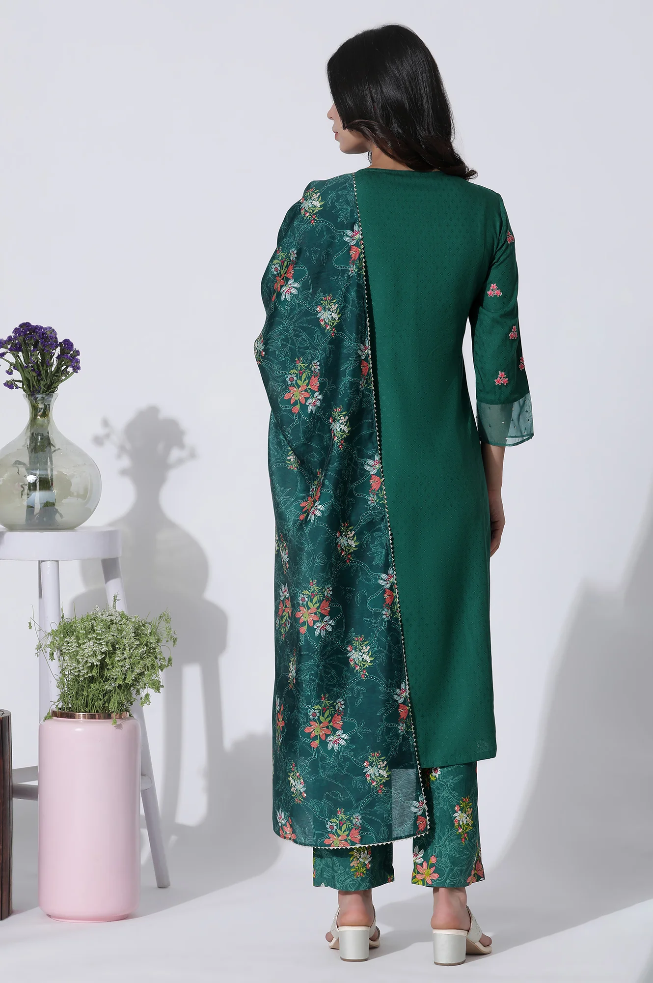 Emerald Green Panelled Embroidered Kurta, Pants And Printed Chanderi Dupatta - Image 4