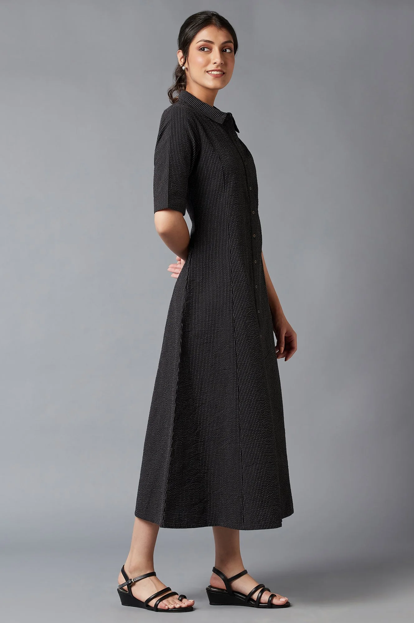 Ercu And Black Embroidered Cotton Shirt Dress - Image 4