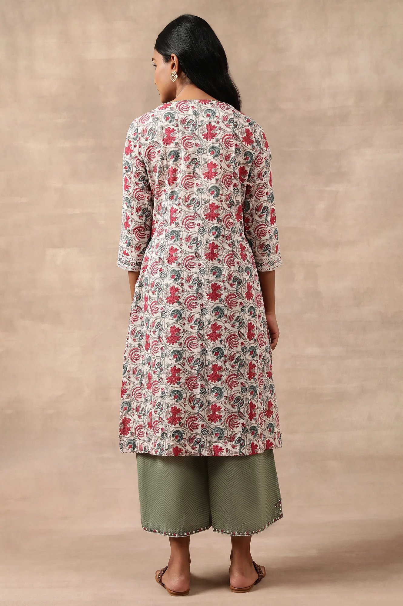 Floral Hand Block Print Cotton kurta - Image 2