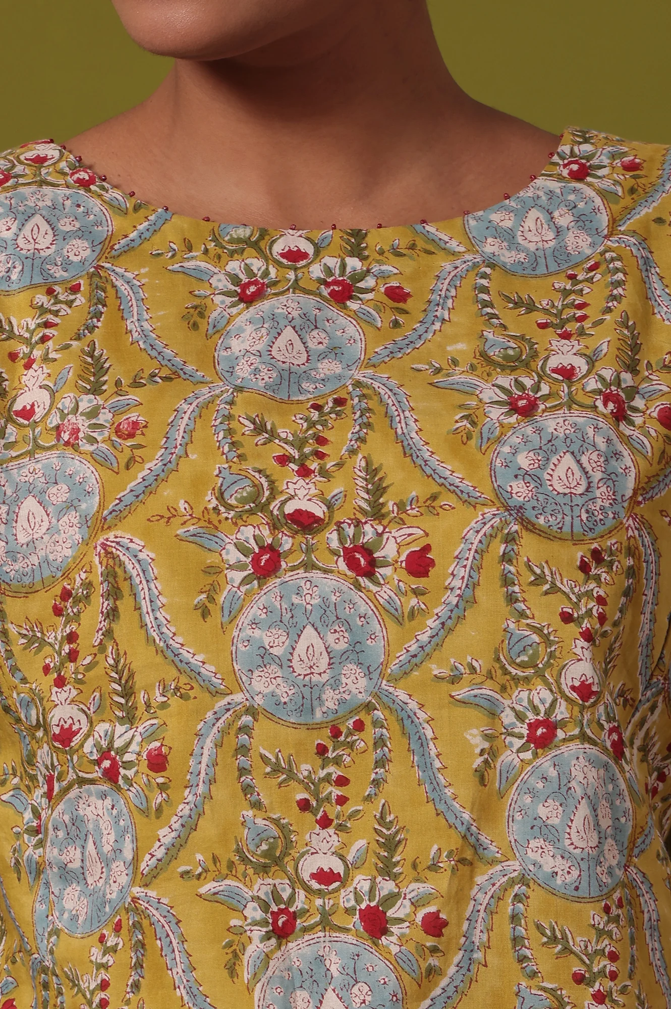 Yellow Floral Printed A-Line Pure Cotton Kurta - Image 4
