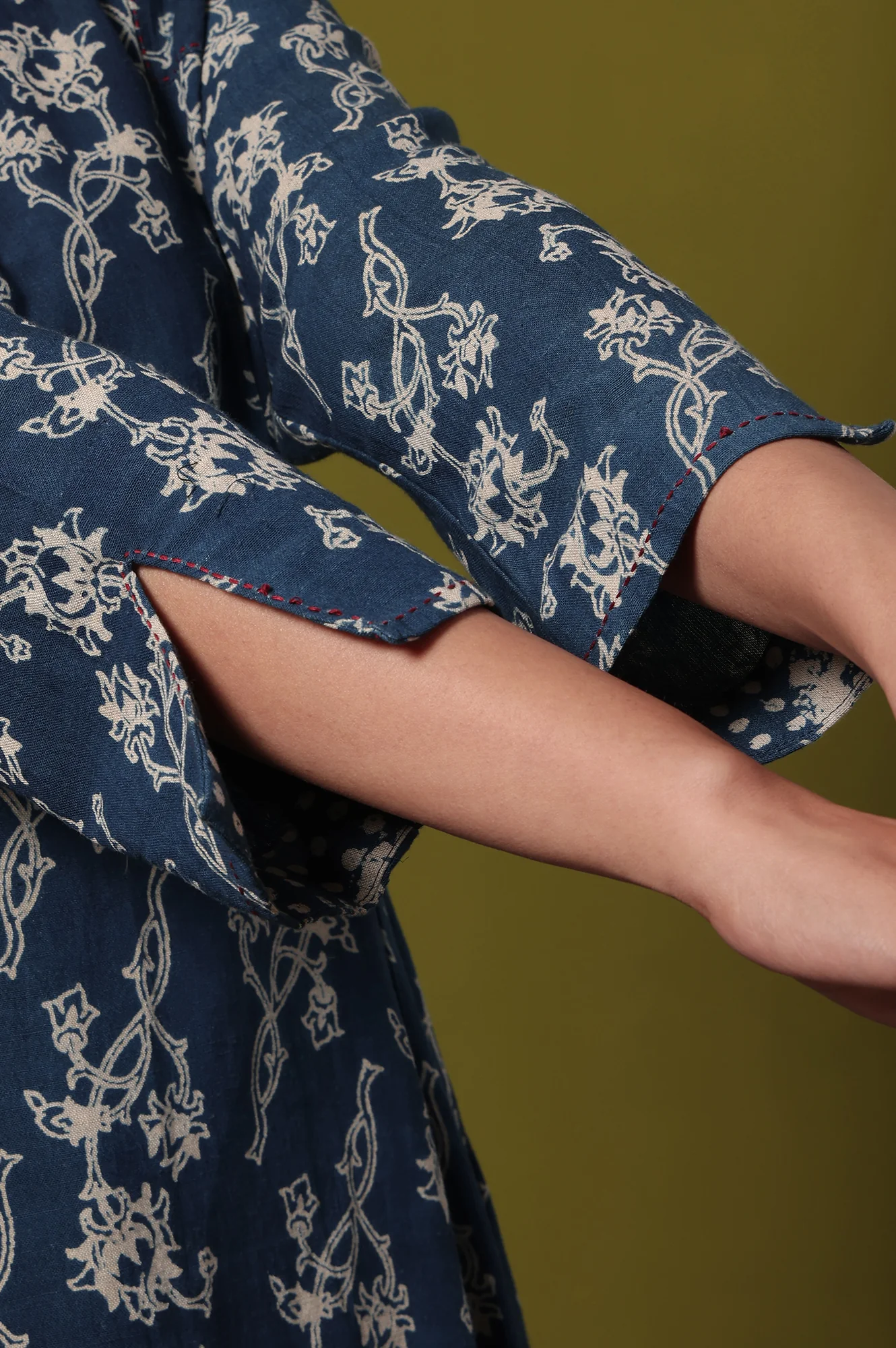 Floral Printed  Flared Cotton Blend Kurta - Image 8