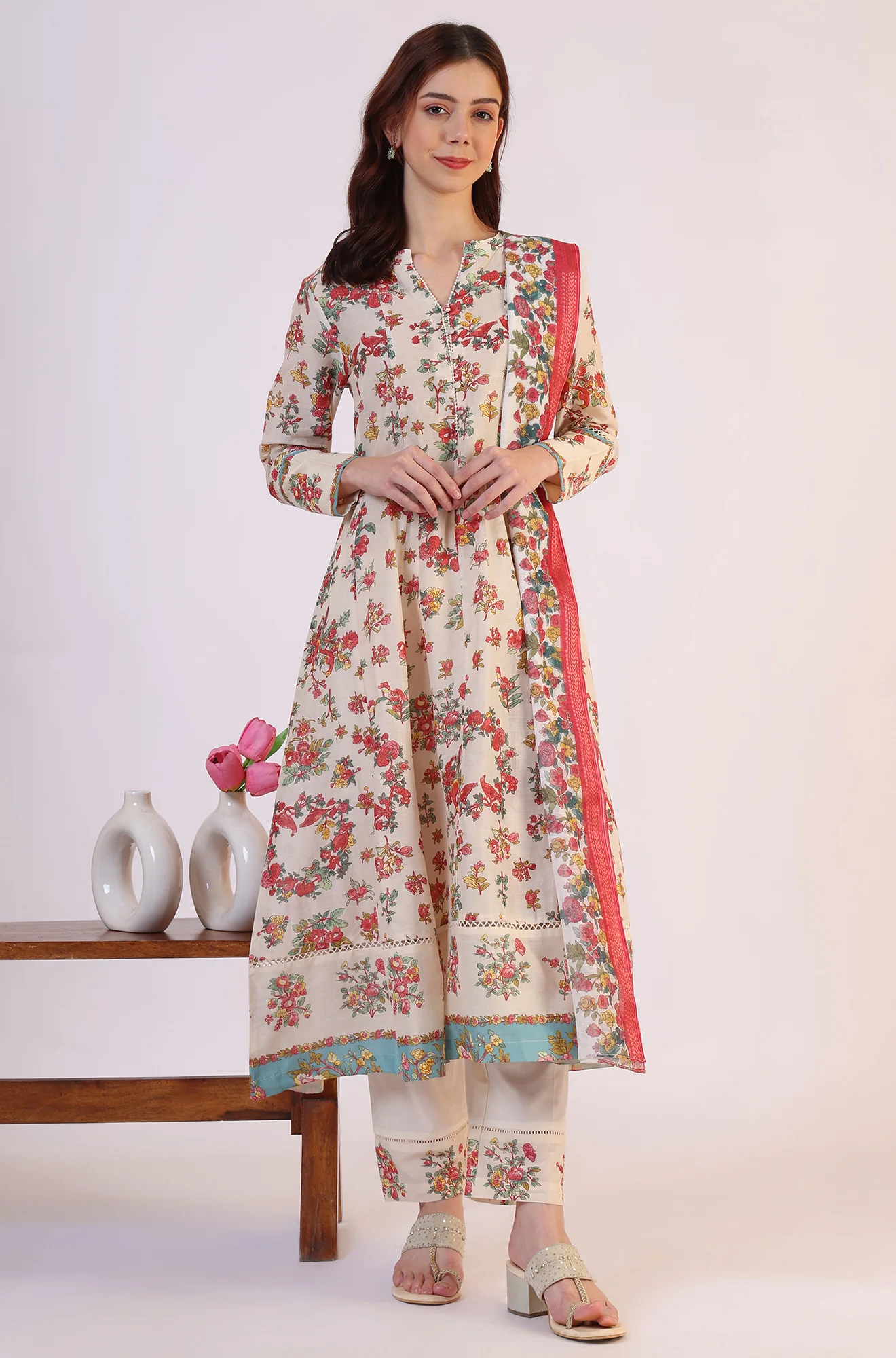 White Floral Printed Flared Pure Cotton Kurta & Straight Pant With Dupatta Set - Image 3