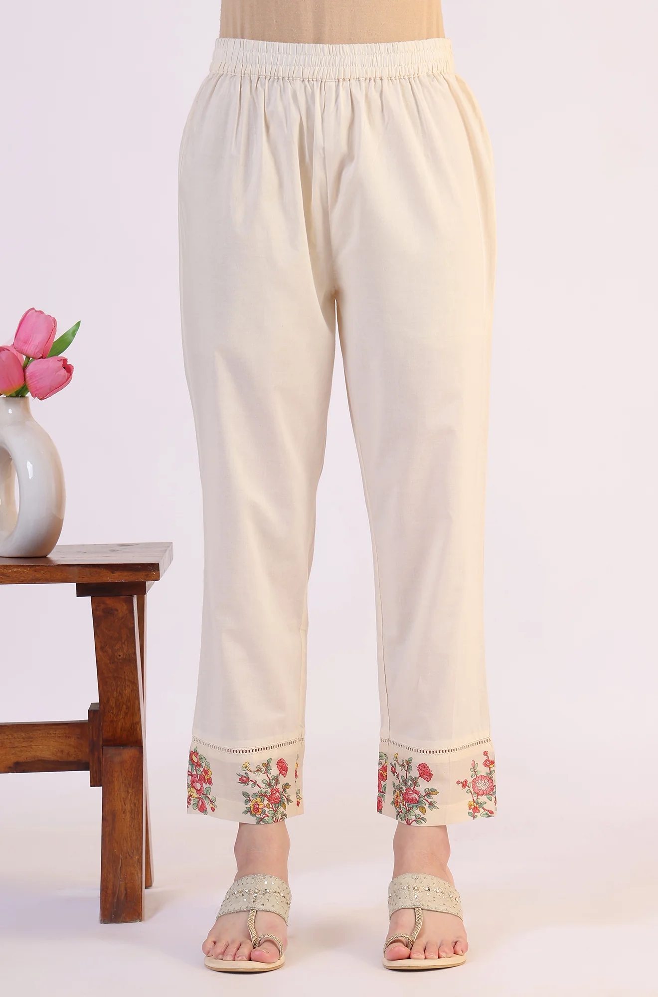 White Floral Printed Flared Pure Cotton Kurta & Straight Pant With Dupatta Set - Image 9