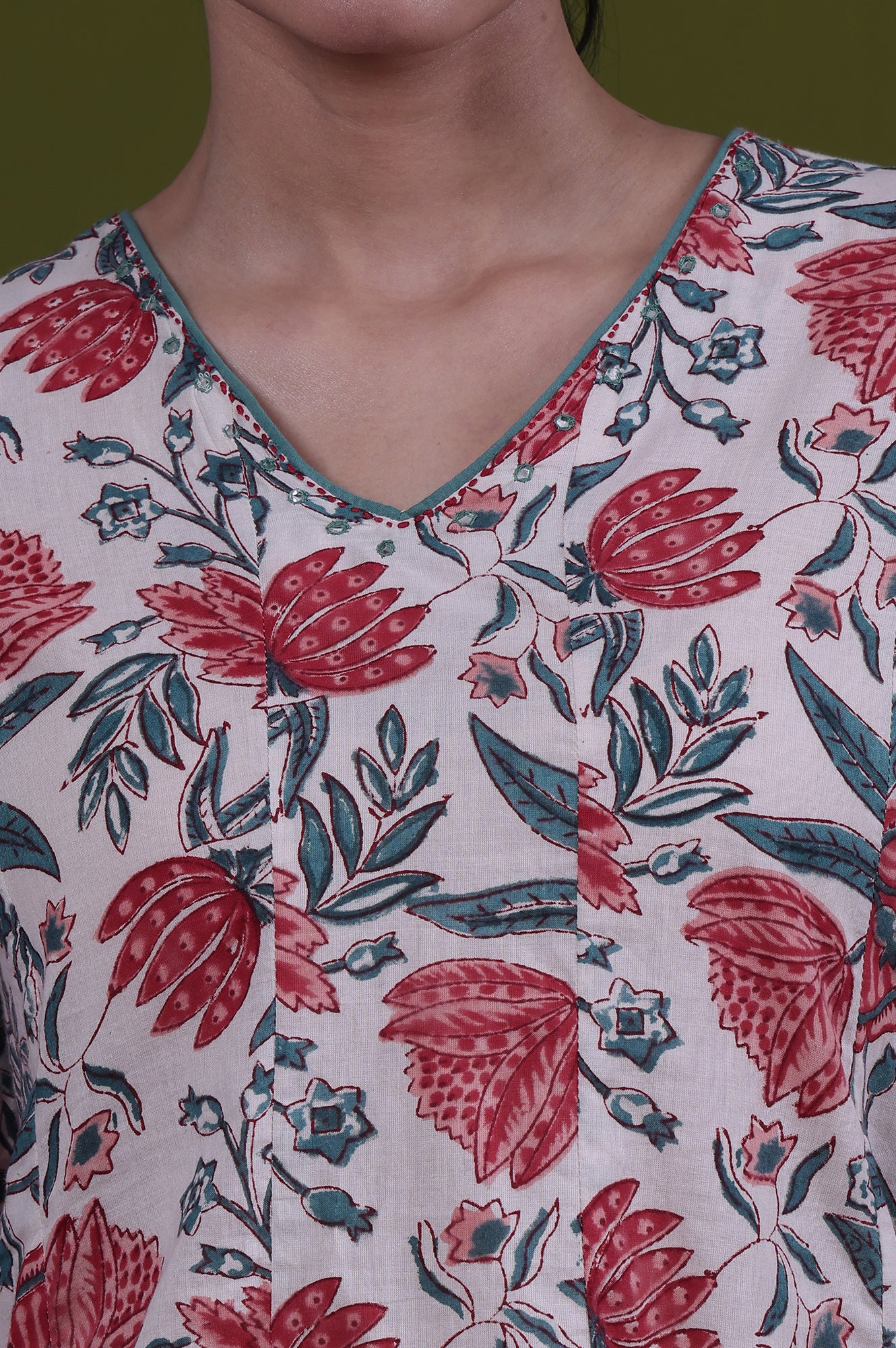White Floral Printed Mirror Work Flared Pure Cotton Top - Image 3